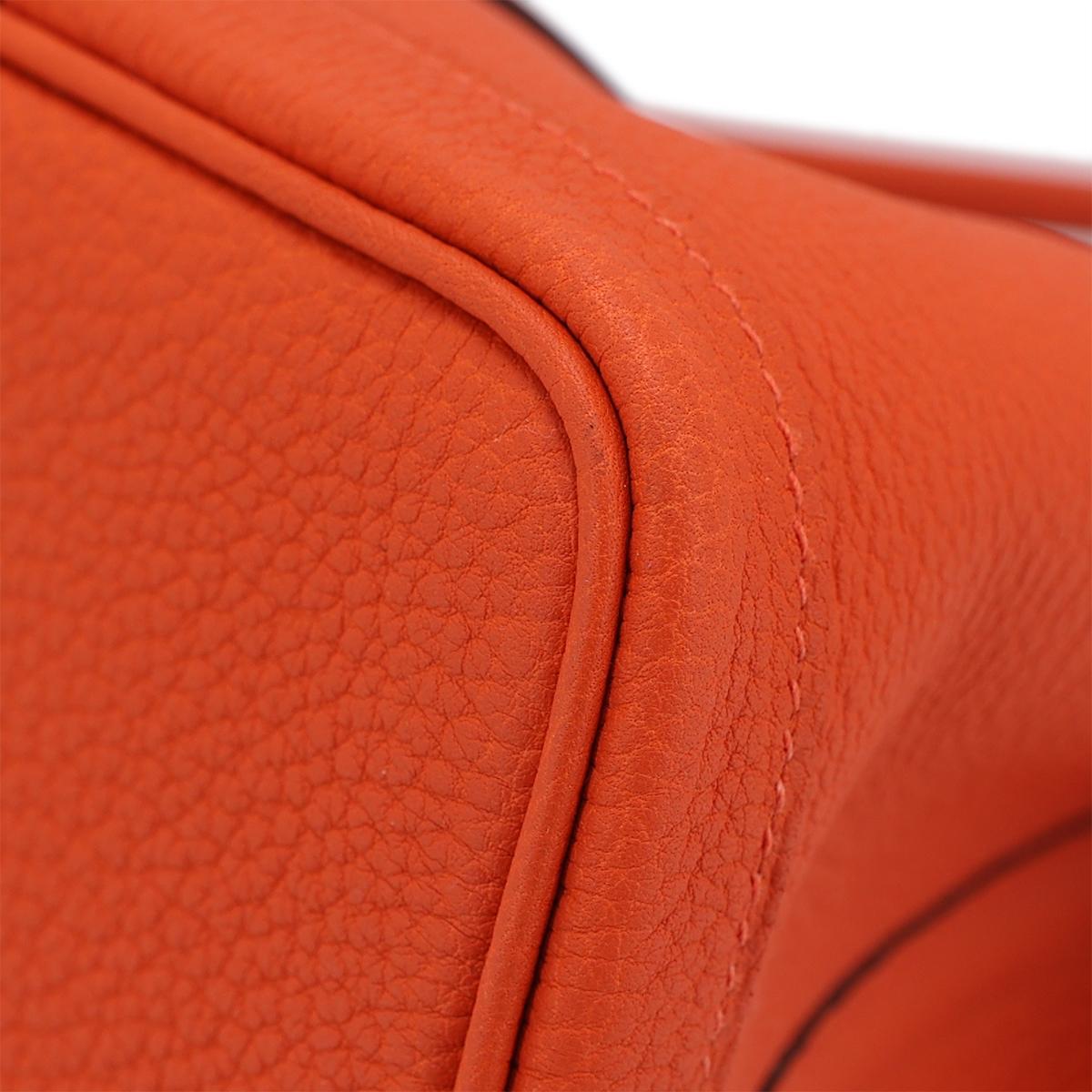 HERMÈS Garden Party 30 handbag in Capucine Negonda leather with Palladium hardware - 11
