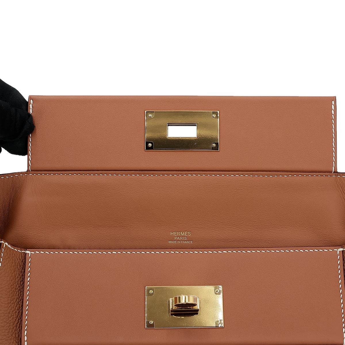 HERMÈS 24/24 - 29 handbag in Gold Togo leather and Swift leather with Gold hardware - 15