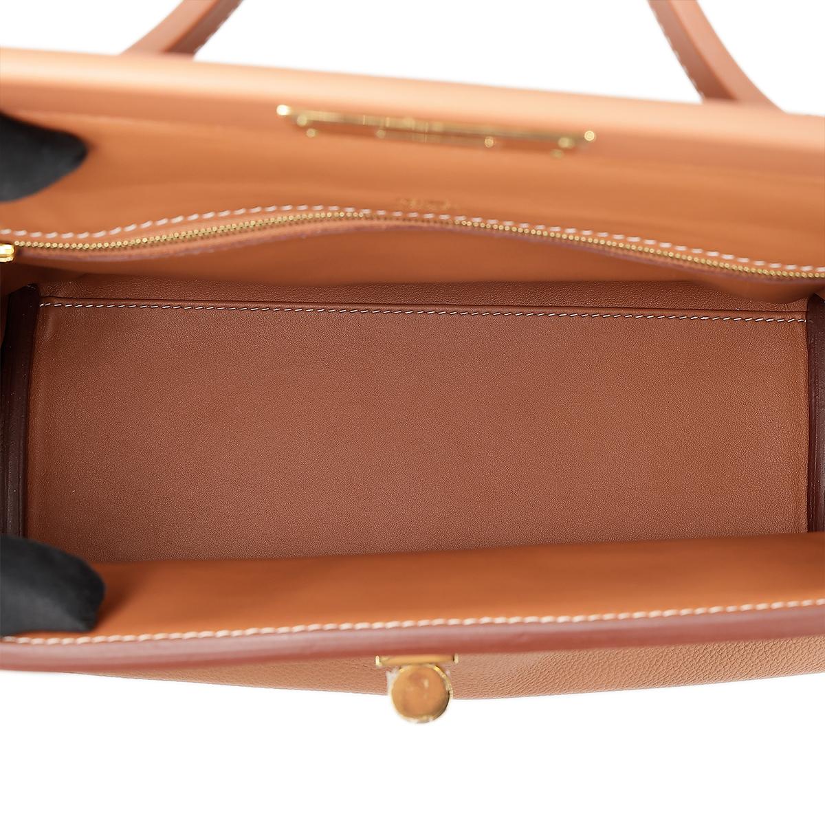 HERMÈS 24/24 - 29 handbag in Gold Togo leather and Swift leather with Gold hardware - 18