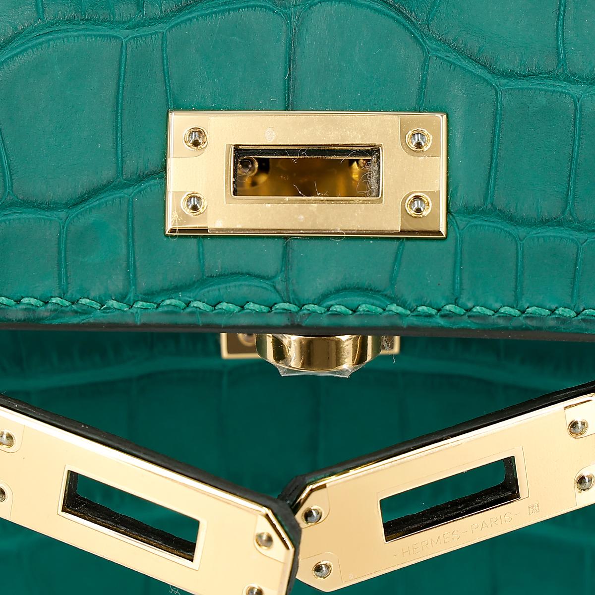 Unused ( Rank NS ) HERMÈS Mini Kelly II Malachite (Z6) Matte Alligator Gold hardware U (2022) - 13