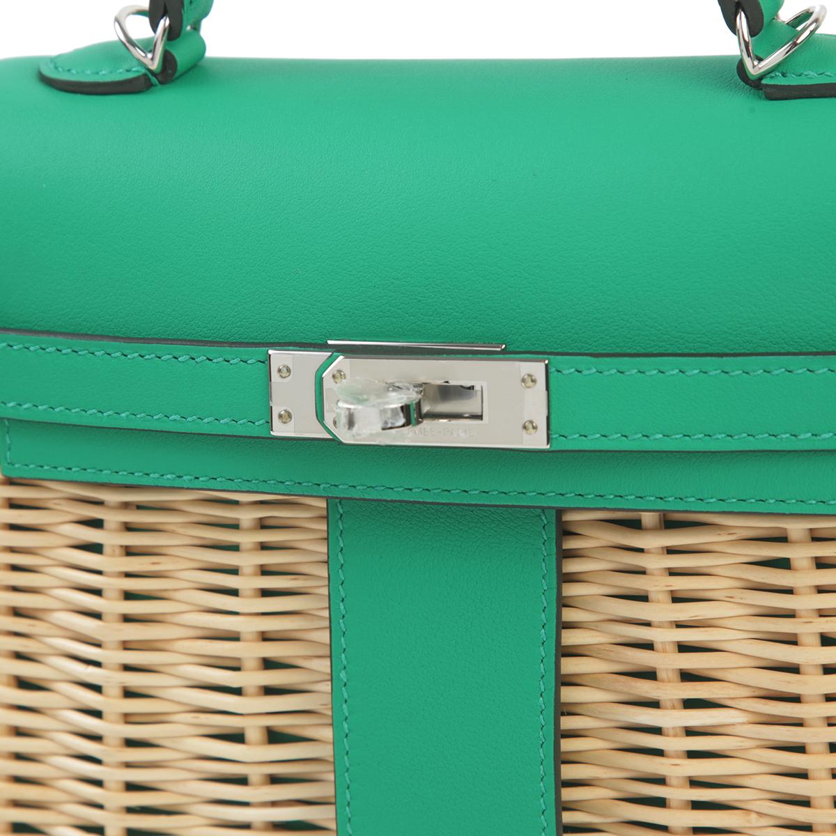 Unused ( Rank NS ) HERMÈS Limited Edition Kelly Picnic Mini Vert Verone (U1) Swift Osier Wicker Palladium hardware B (2023) - 12