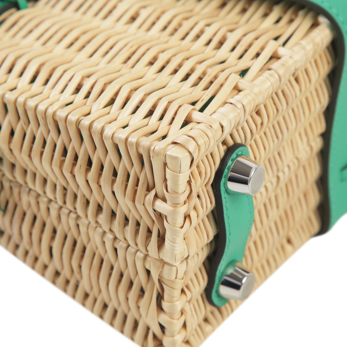 Unused ( Rank NS ) HERMÈS Limited Edition Kelly Picnic Mini Vert Verone (U1) Swift Osier Wicker Palladium hardware B (2023) - 8