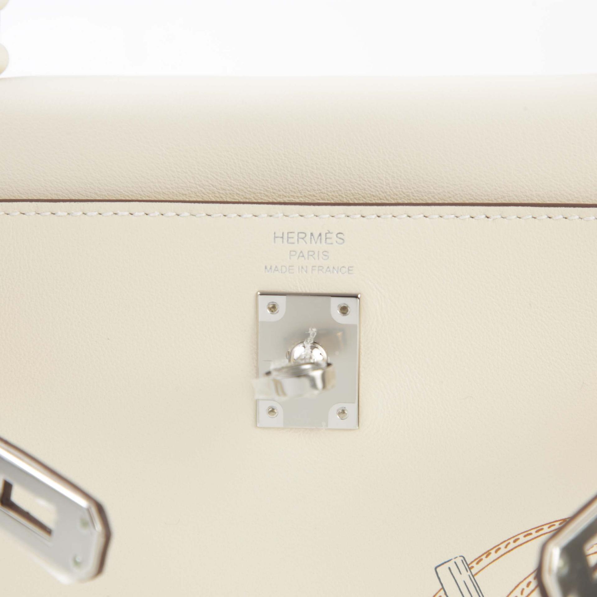 Unused ( Rank NS ) HERMÈS Limited Edition Kelly 25 In & out Nata (I2) Swift Palladium hardware Z (2021) - 9