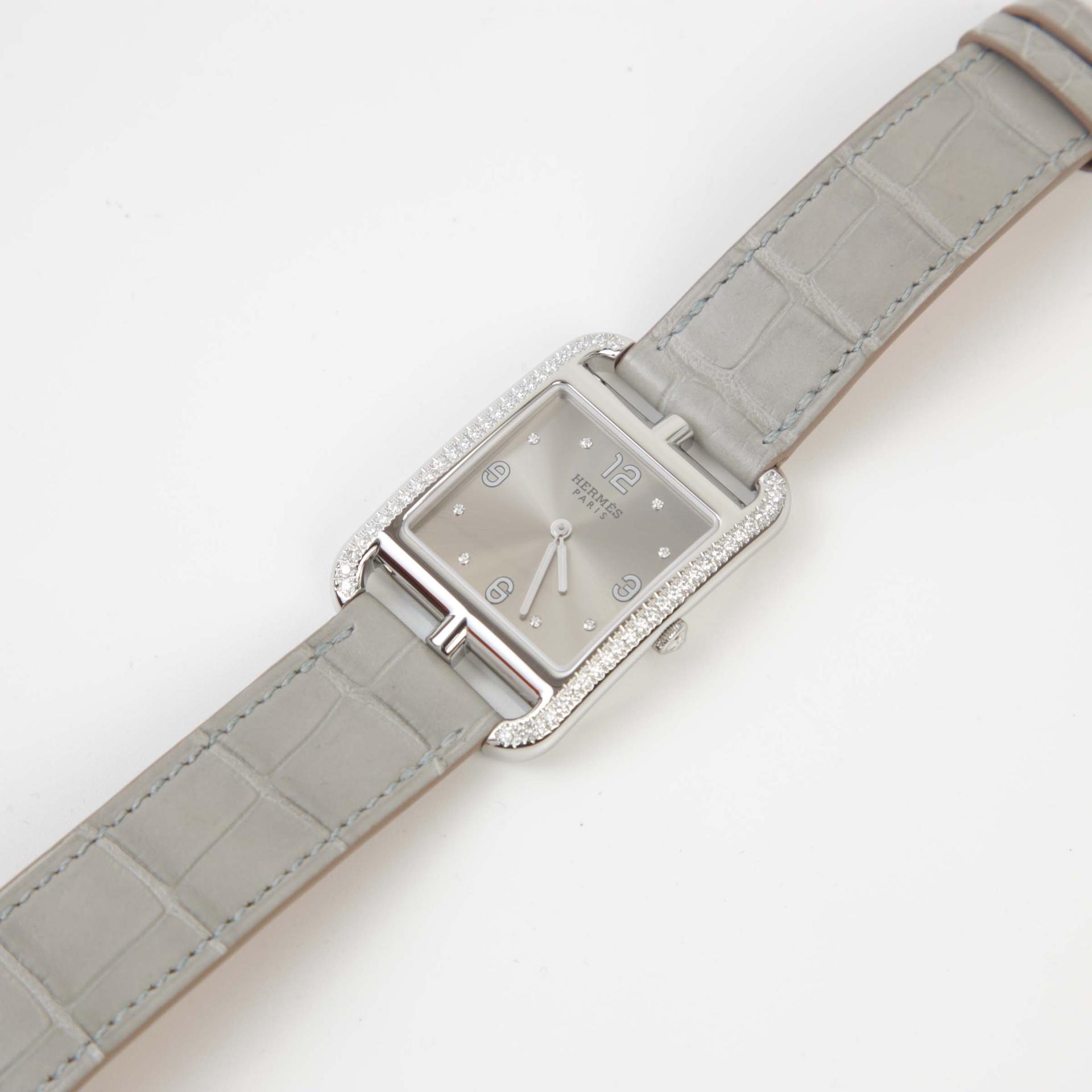 Unused ( Rank NS ) HERMÈS Cape Cod Double Tour Watch Gray Diamond Alligator - 2