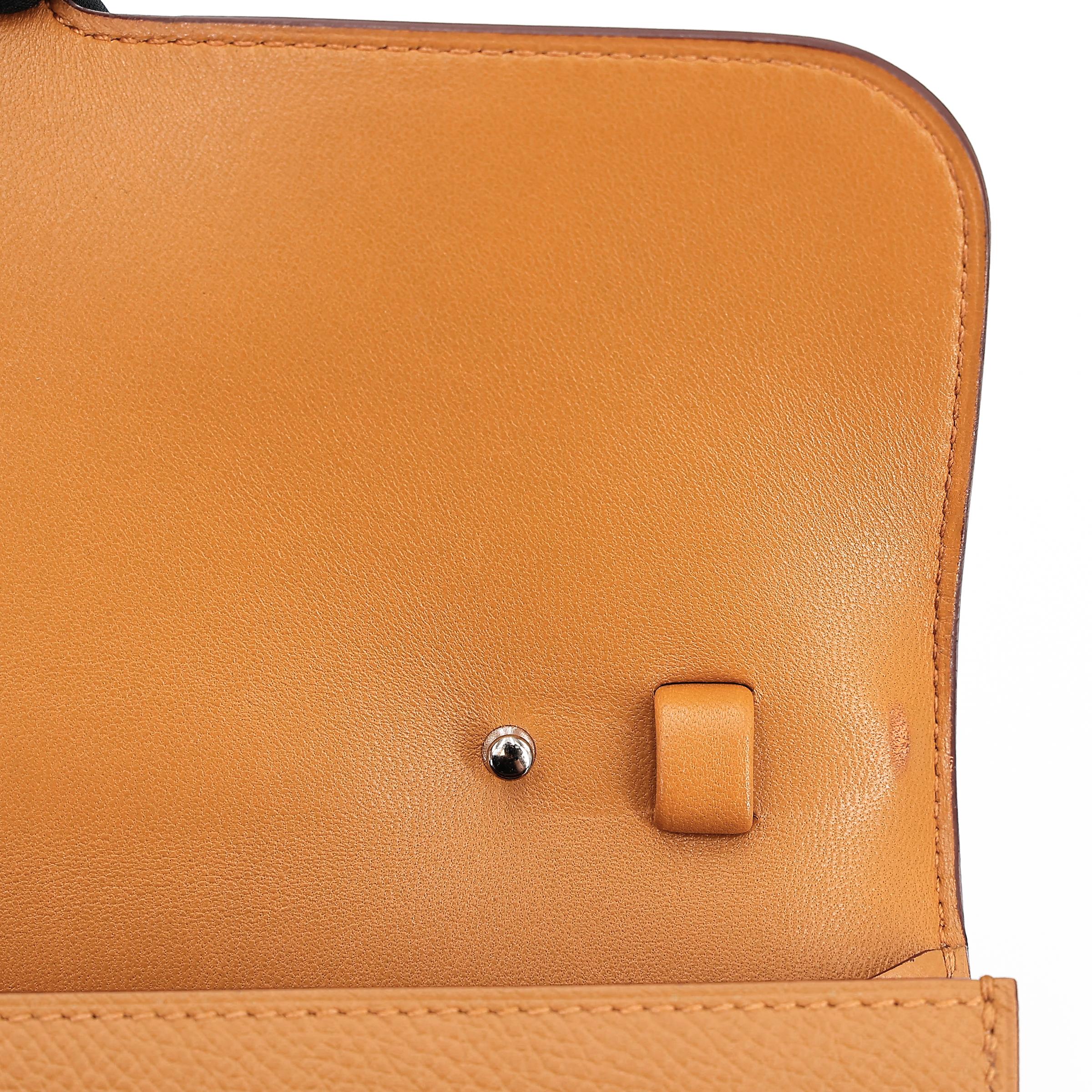 A美品 HERMÈS 爱马仕 Constance To Go 2S 芝麻色 Sesame Epsom皮 珐琅扣 Z刻 2021年 - 11