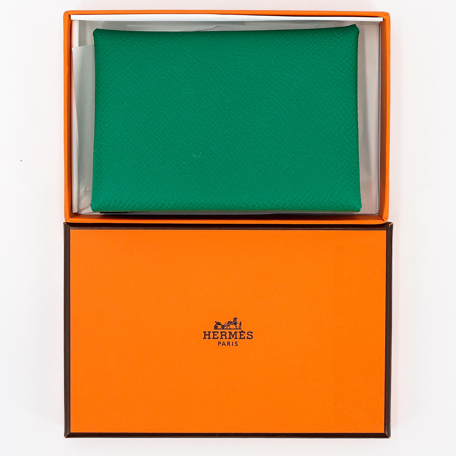 Brand New ( Rank N ) HERMÈS Calvi Duo card holder Jaune milton (i8) Vert Vertigo (U4) Epsom W (2024) - 14