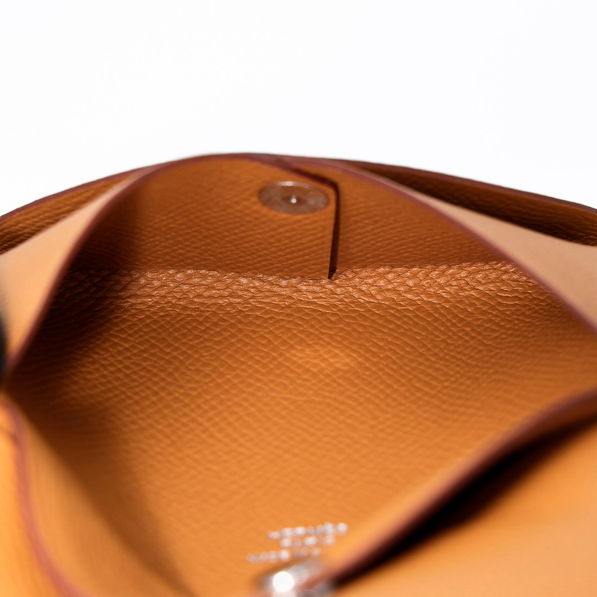 Brand New ( Rank N ) HERMÈS Calvi Duo card holder Sesame (2S) Epsom B (2023) - 12