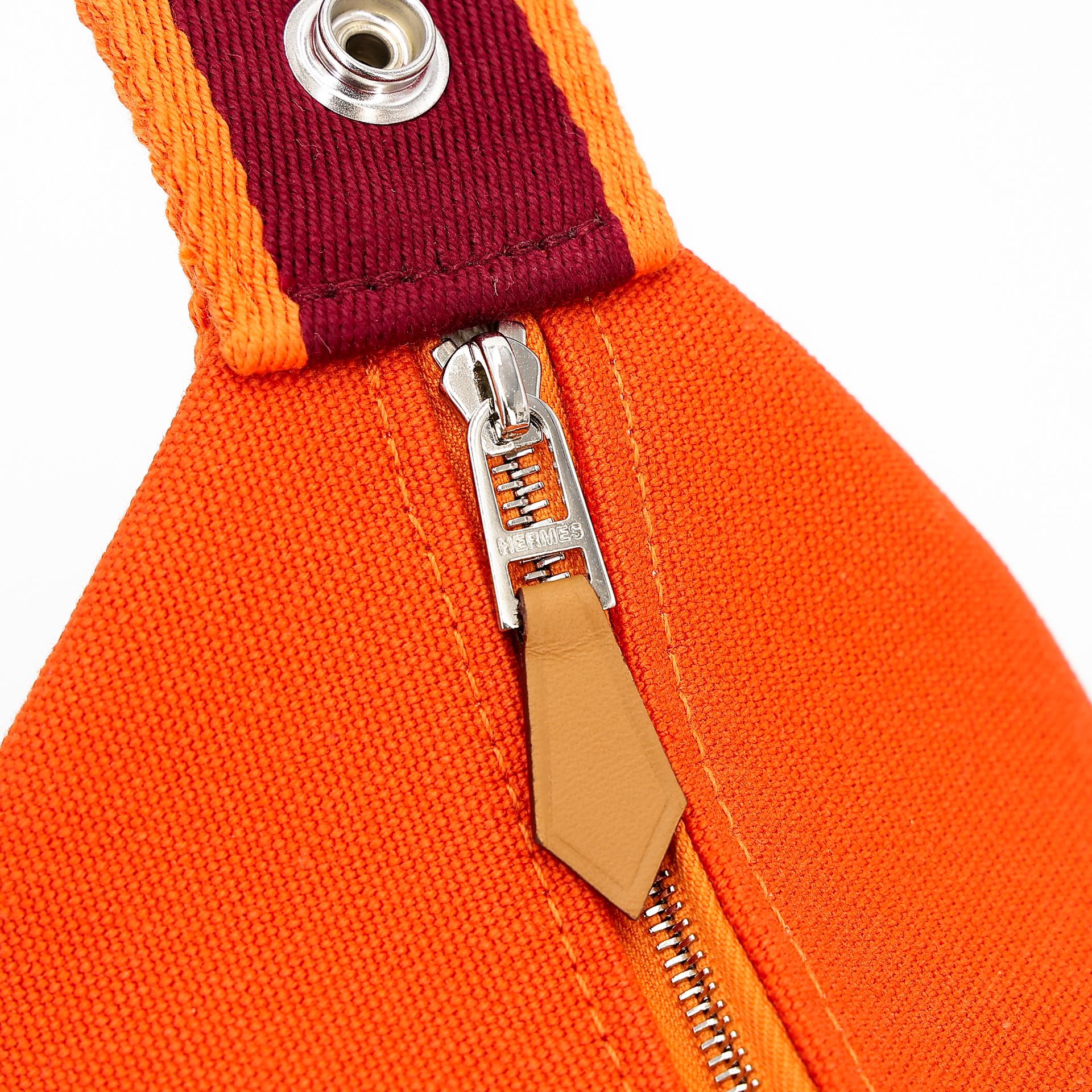 Brand New ( Rank N ) HERMÈS Bride-a-Brac Case PM Orange (93) Feu (9J) Canvas - 10