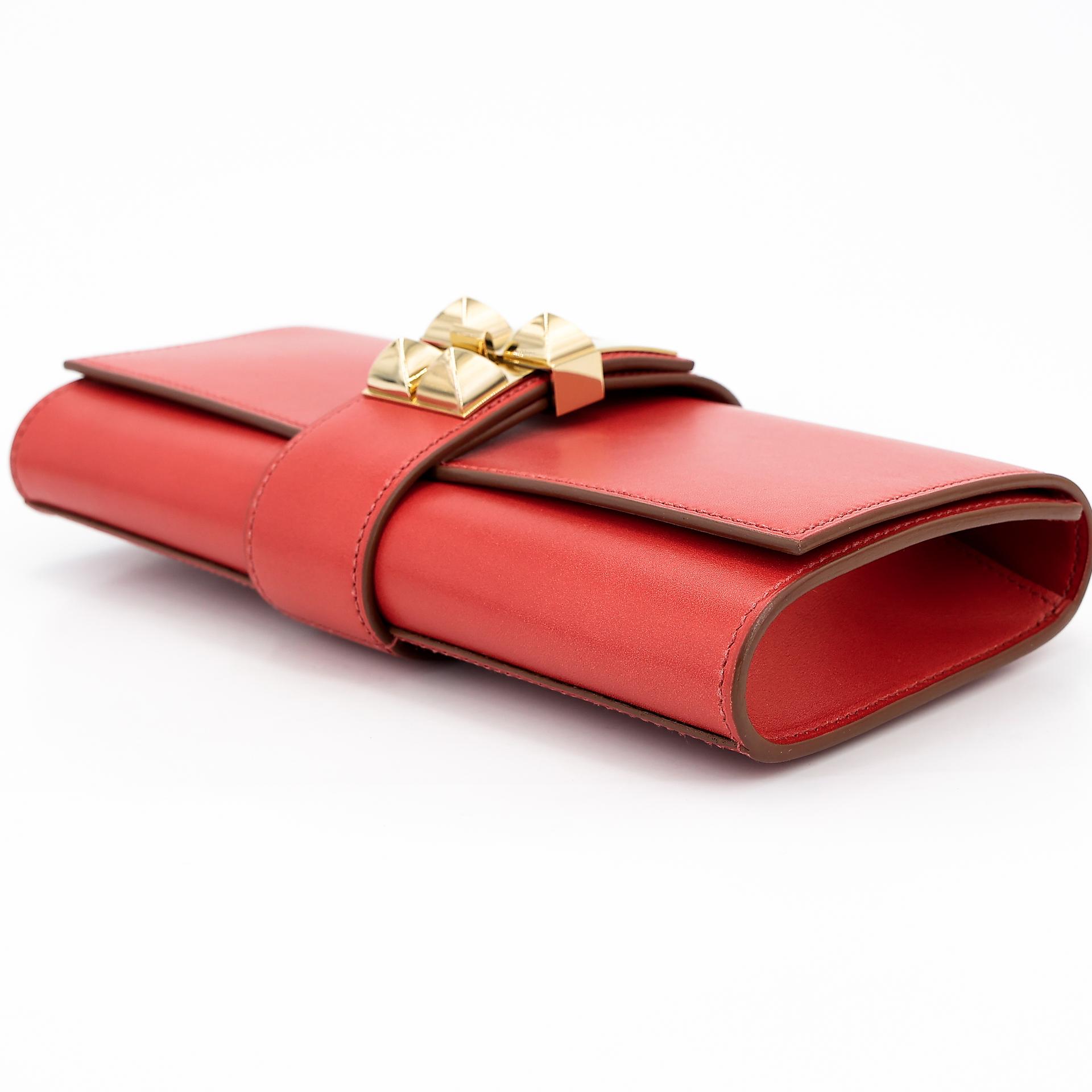 Very Good ( Rank A) HERMÈS Medor 23 Clutch Brique (36) Tadelakt Gold hardware Square P (2012) - 4