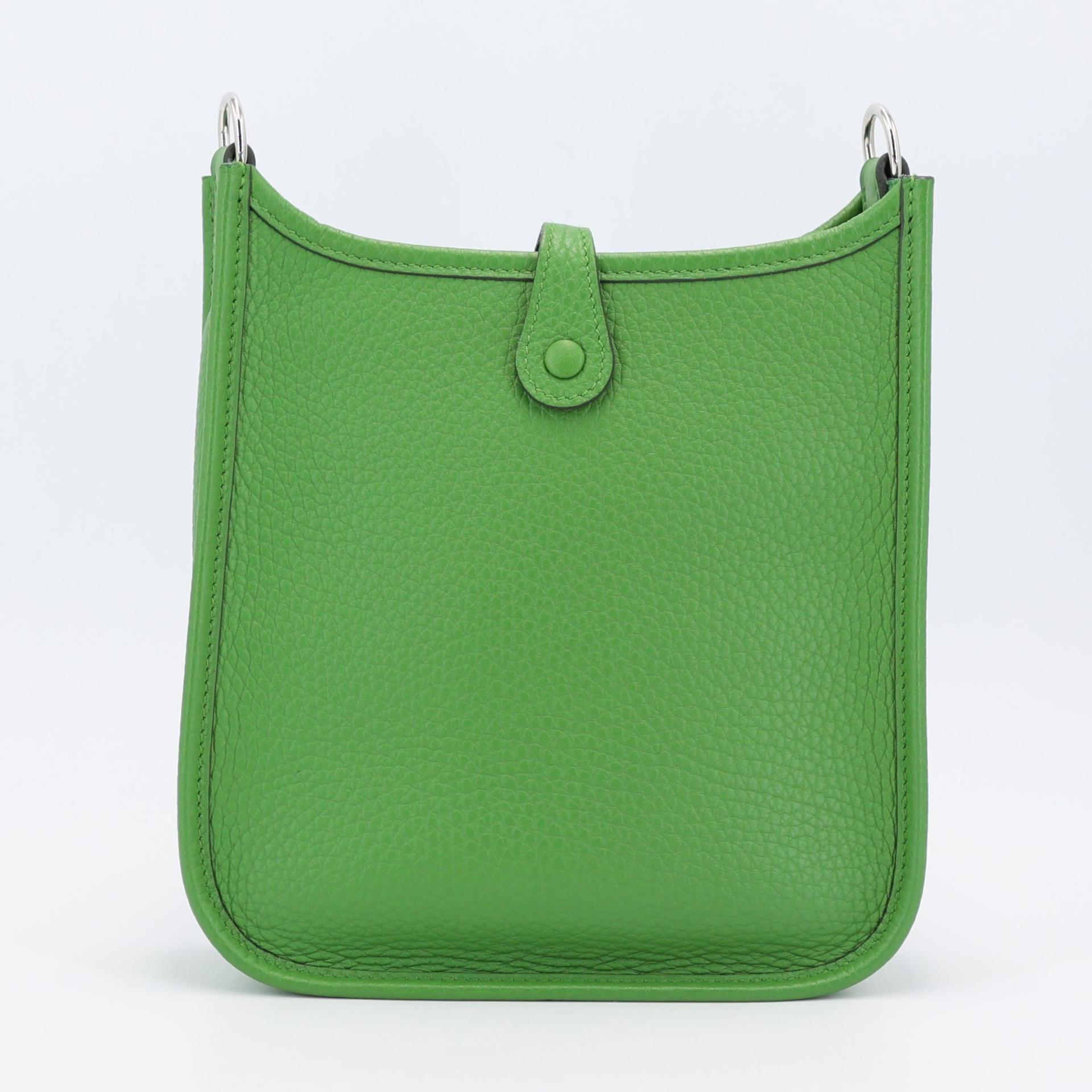 Unused ( Rank NS ) HERMÈS Mini Evelyne 16 Amazone Vert Yucca (A8) Clemence Palladium hardware B (2023) - 2