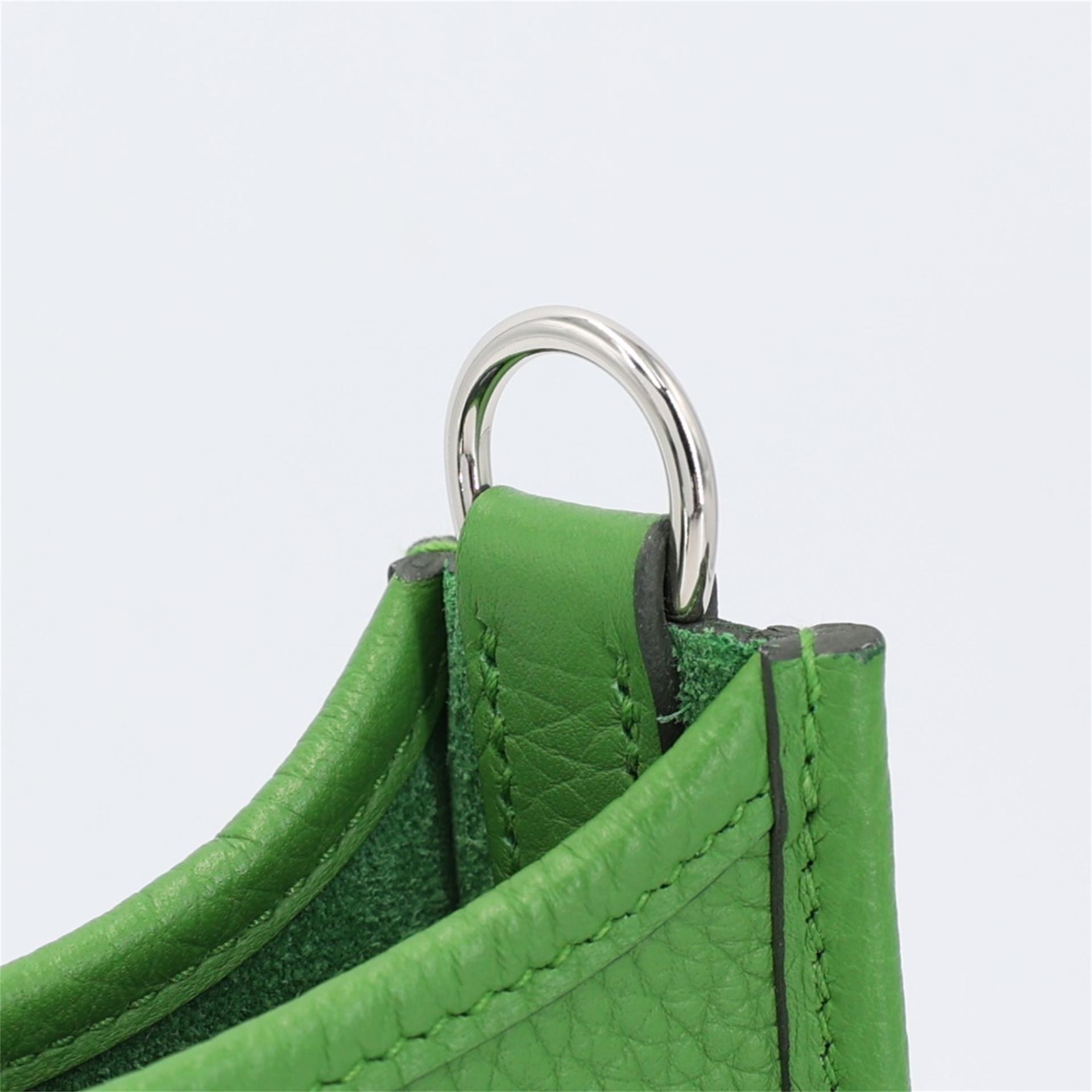 Unused ( Rank NS ) HERMÈS Mini Evelyne 16 Amazone Vert Yucca (A8) Clemence Palladium hardware B (2023) - 8