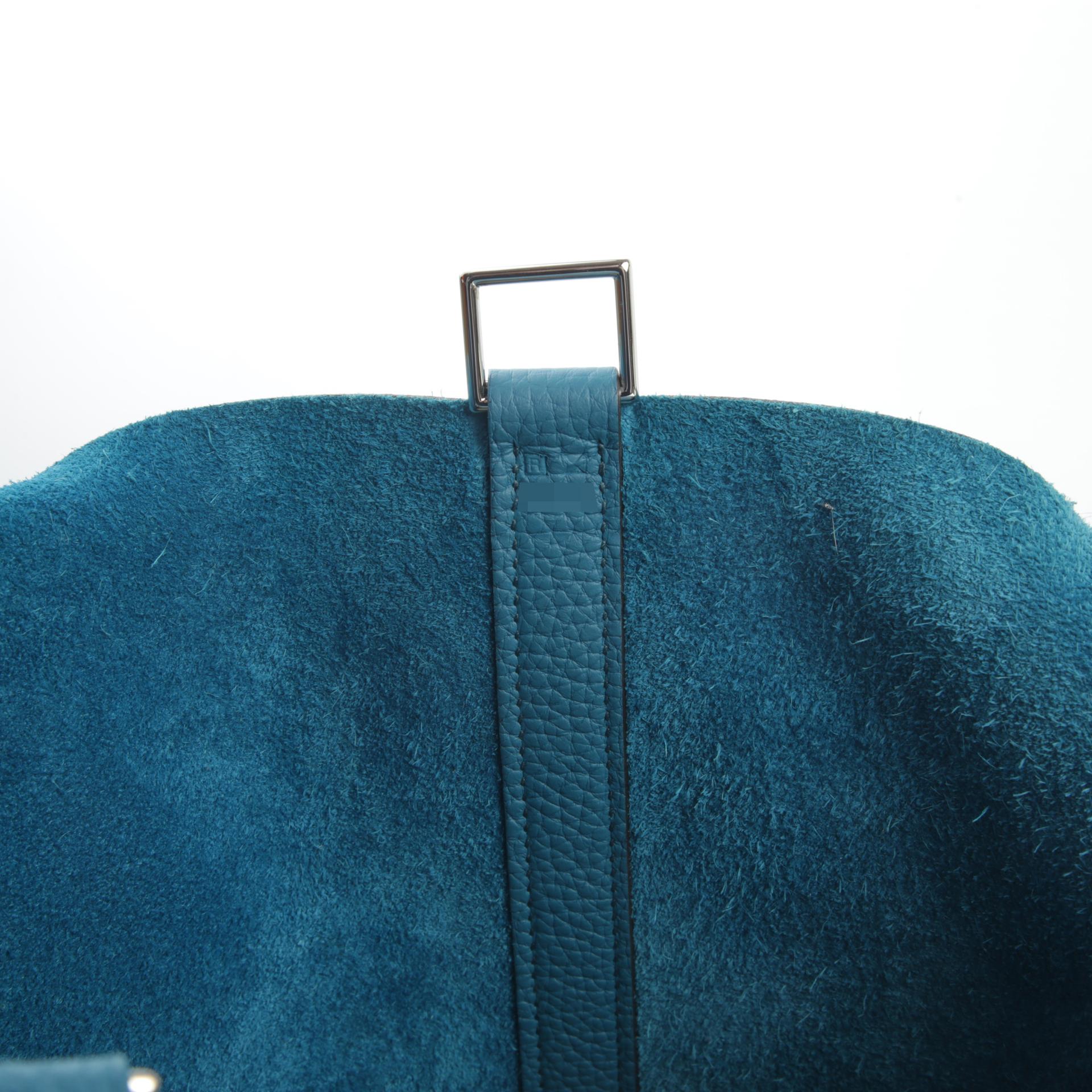 Very Good ( Rank A) HERMÈS Picotin Lock GM Cobalt (7C) Clemence Palladium hardware Square R (2014) - 11