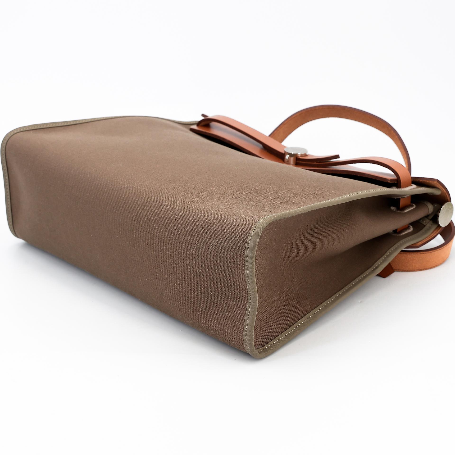Excellent ( Rank SA ) HERMÈS Herbag PM Etoupe (18) Gold (37) Canvas  Leather Palladium hardware D (2019) - 4