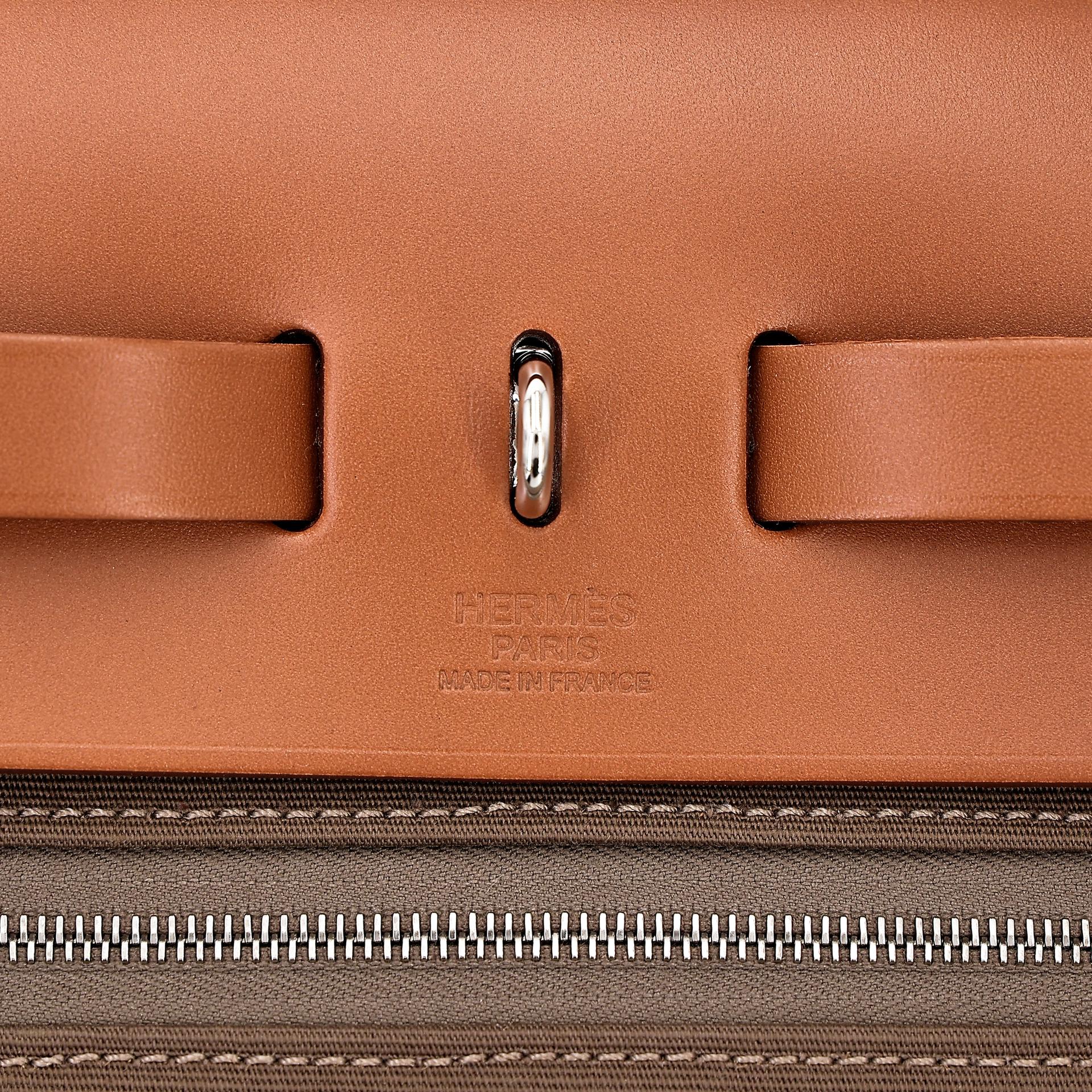 Excellent ( Rank SA ) HERMÈS Herbag PM Etoupe (18) Gold (37) Canvas  Leather Palladium hardware D (2019) - 15