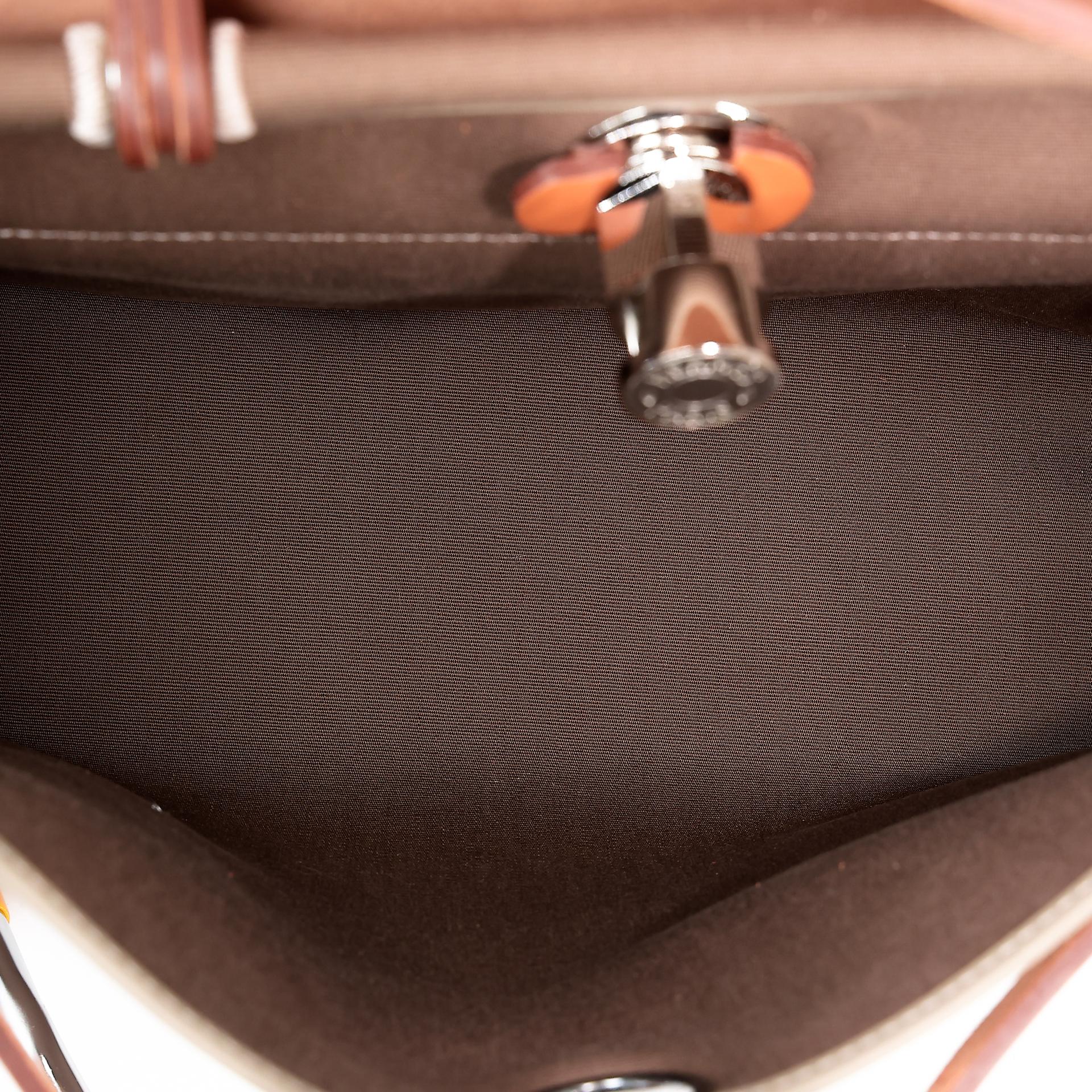 Excellent ( Rank SA ) HERMÈS Herbag PM Etoupe (18) Gold (37) Canvas  Leather Palladium hardware D (2019) - 17