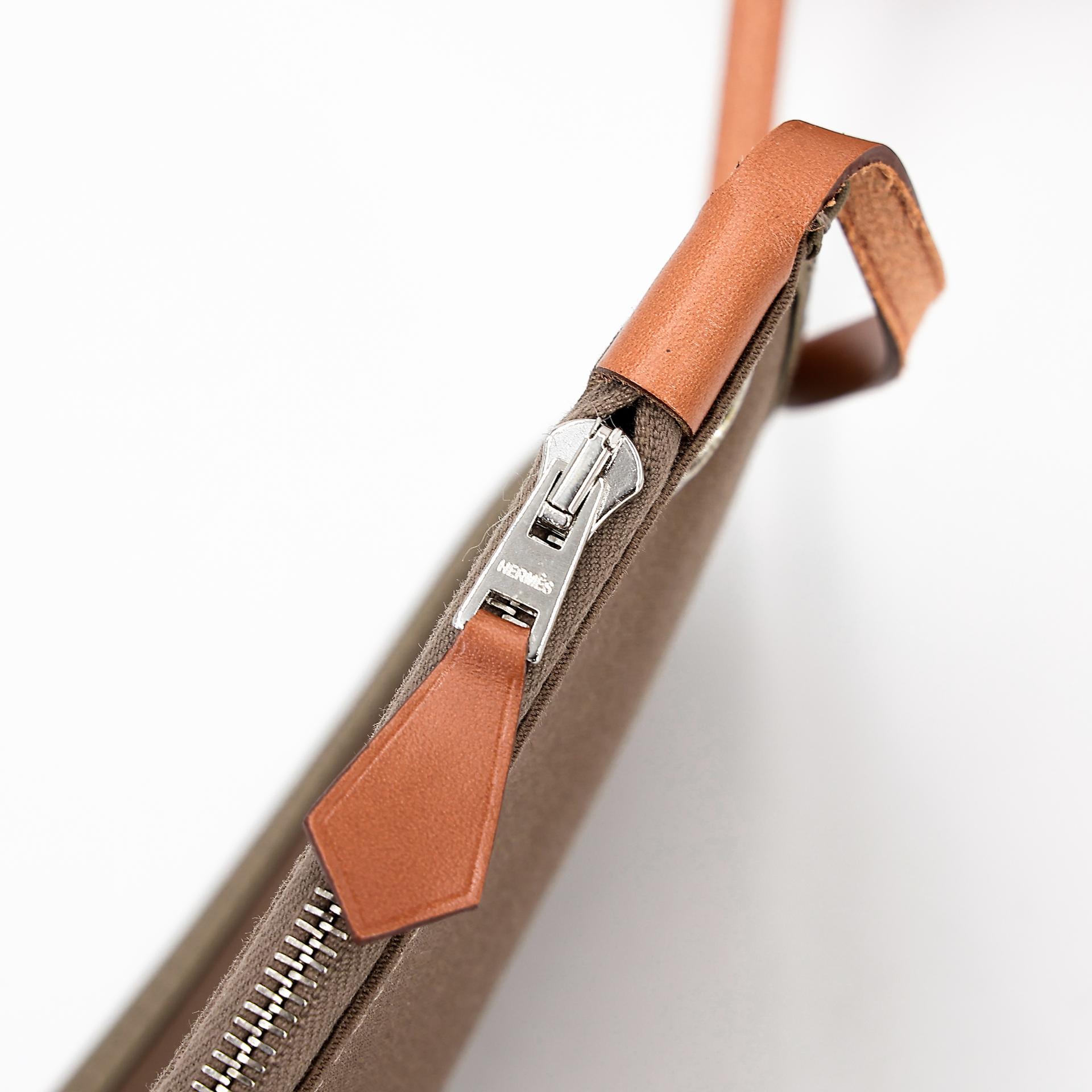 Excellent ( Rank SA ) HERMÈS Herbag PM Etoupe (18) Gold (37) Canvas  Leather Palladium hardware D (2019) - 24