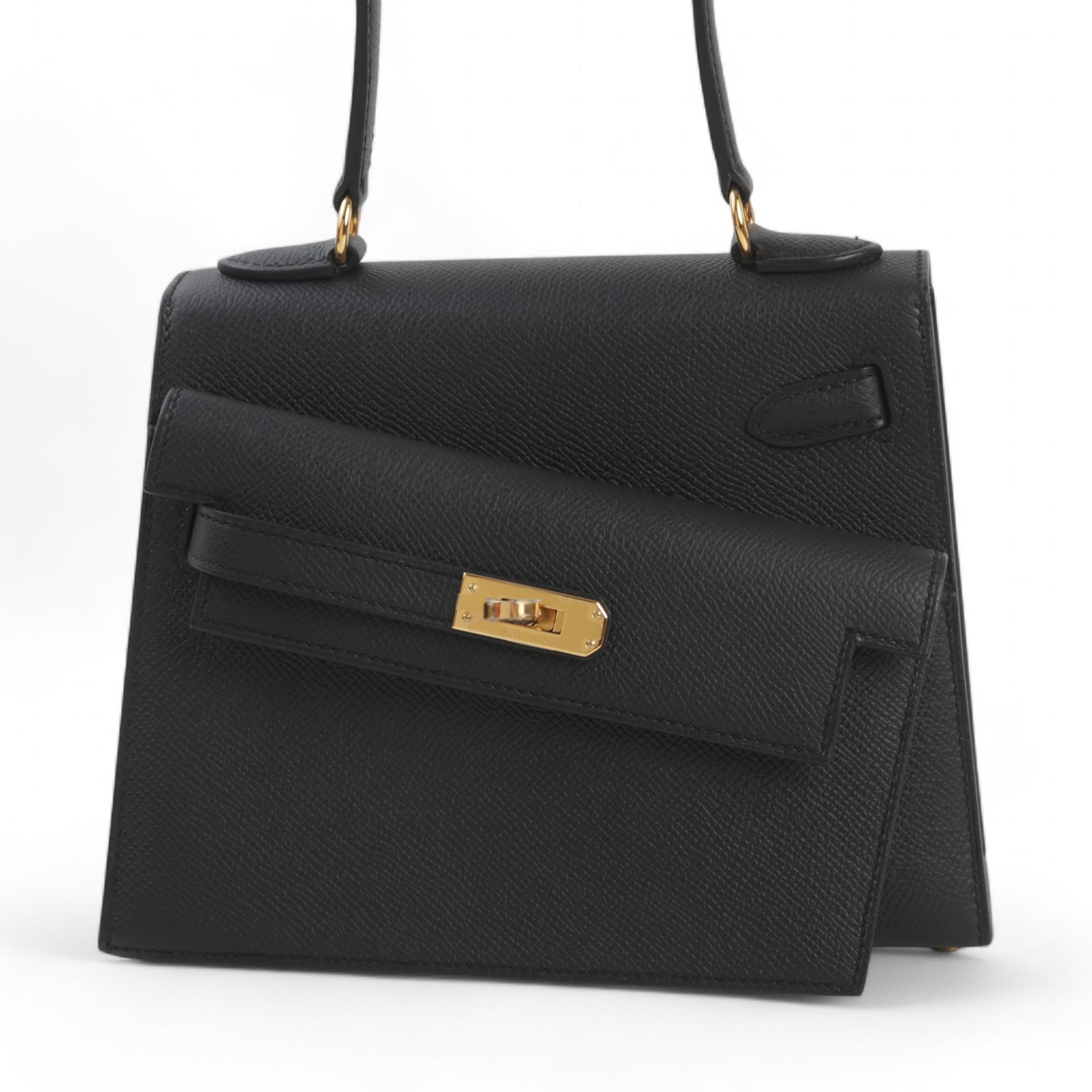 Unused ( Rank NS ) HERMÈS Limited Edition Kelly 20 en Desordre Black (89) Epsom Gold hardware B (2023) - 1