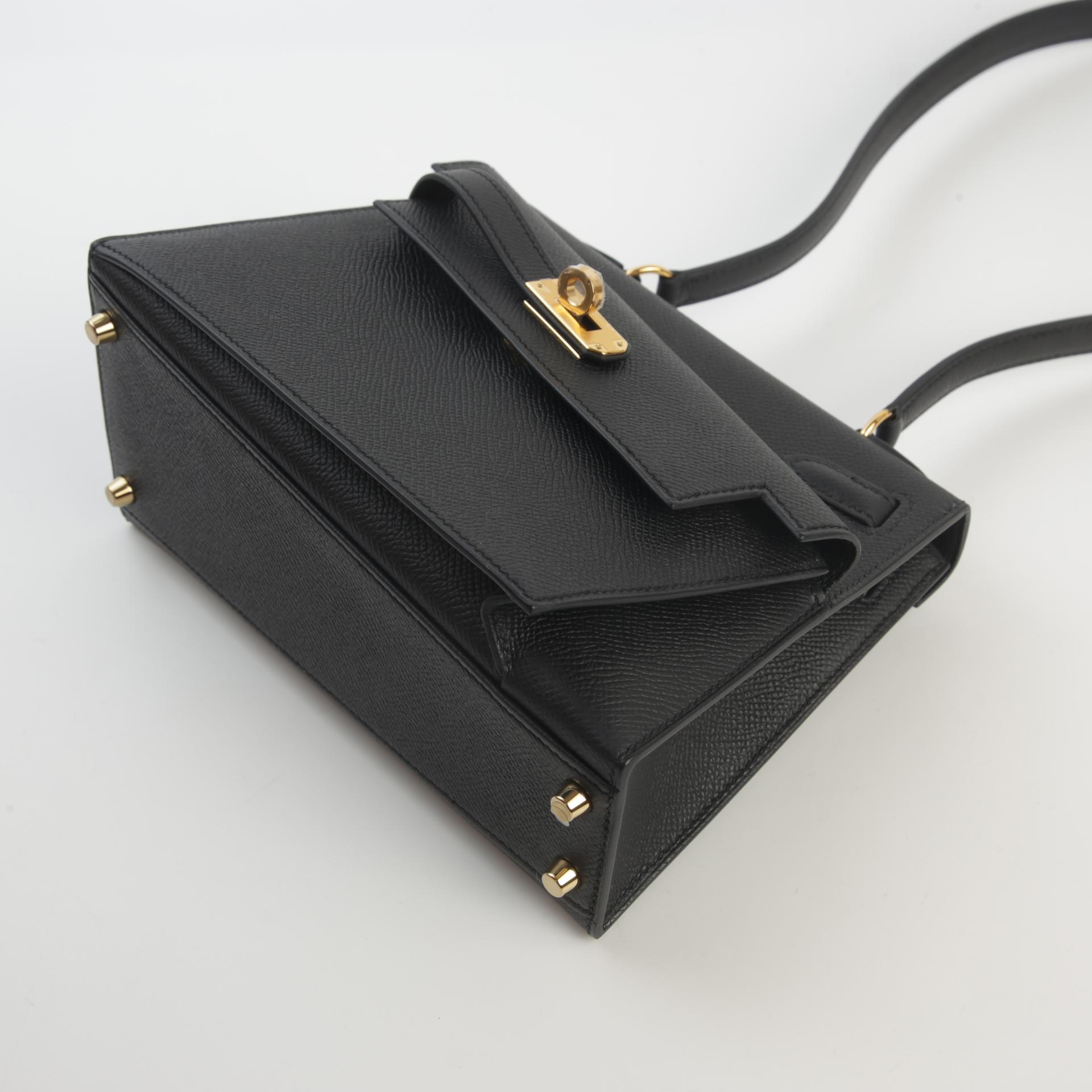 Unused ( Rank NS ) HERMÈS Limited Edition Kelly 20 en Desordre Black (89) Epsom Gold hardware B (2023) - 5