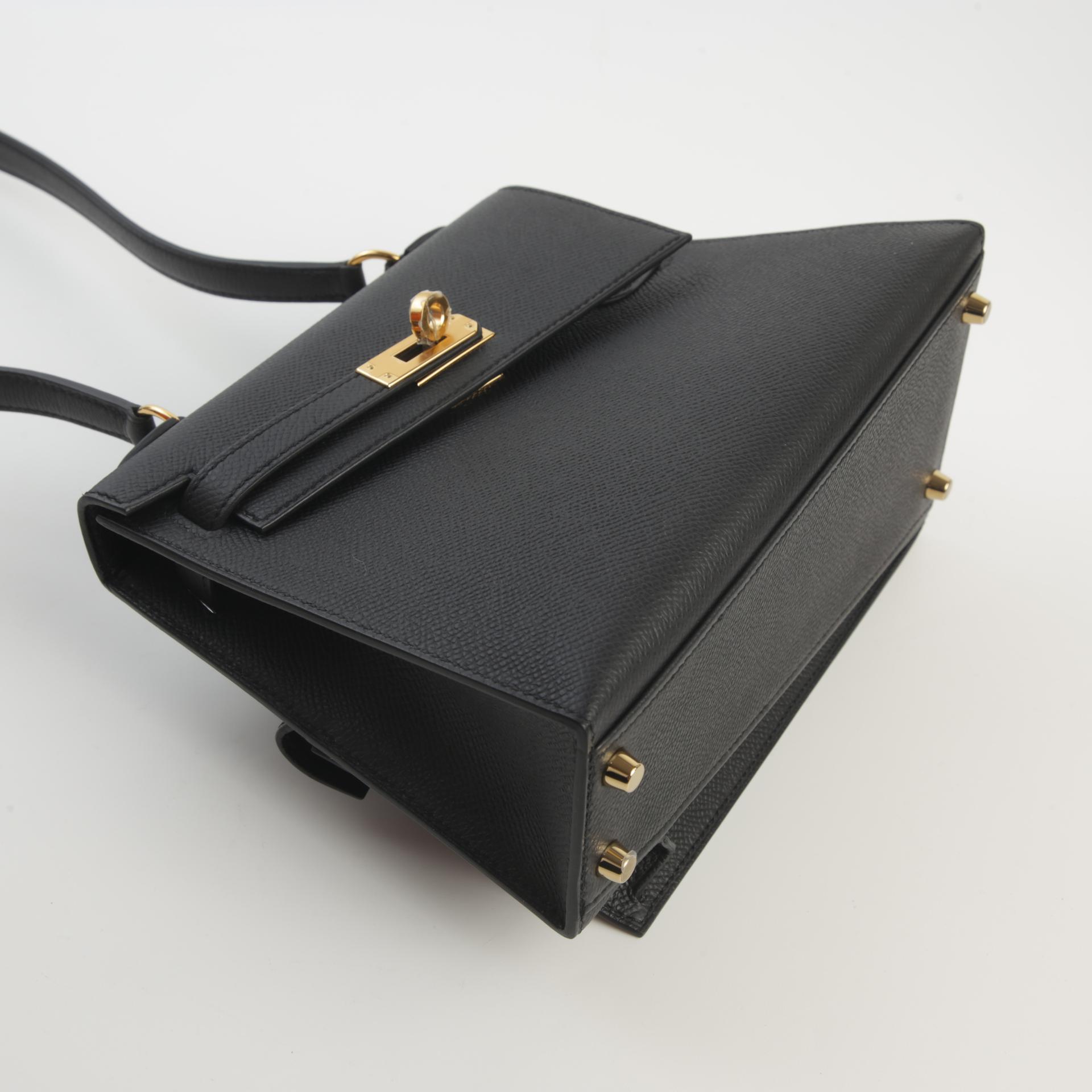 Unused ( Rank NS ) HERMÈS Limited Edition Kelly 20 en Desordre Black (89) Epsom Gold hardware B (2023) - 6