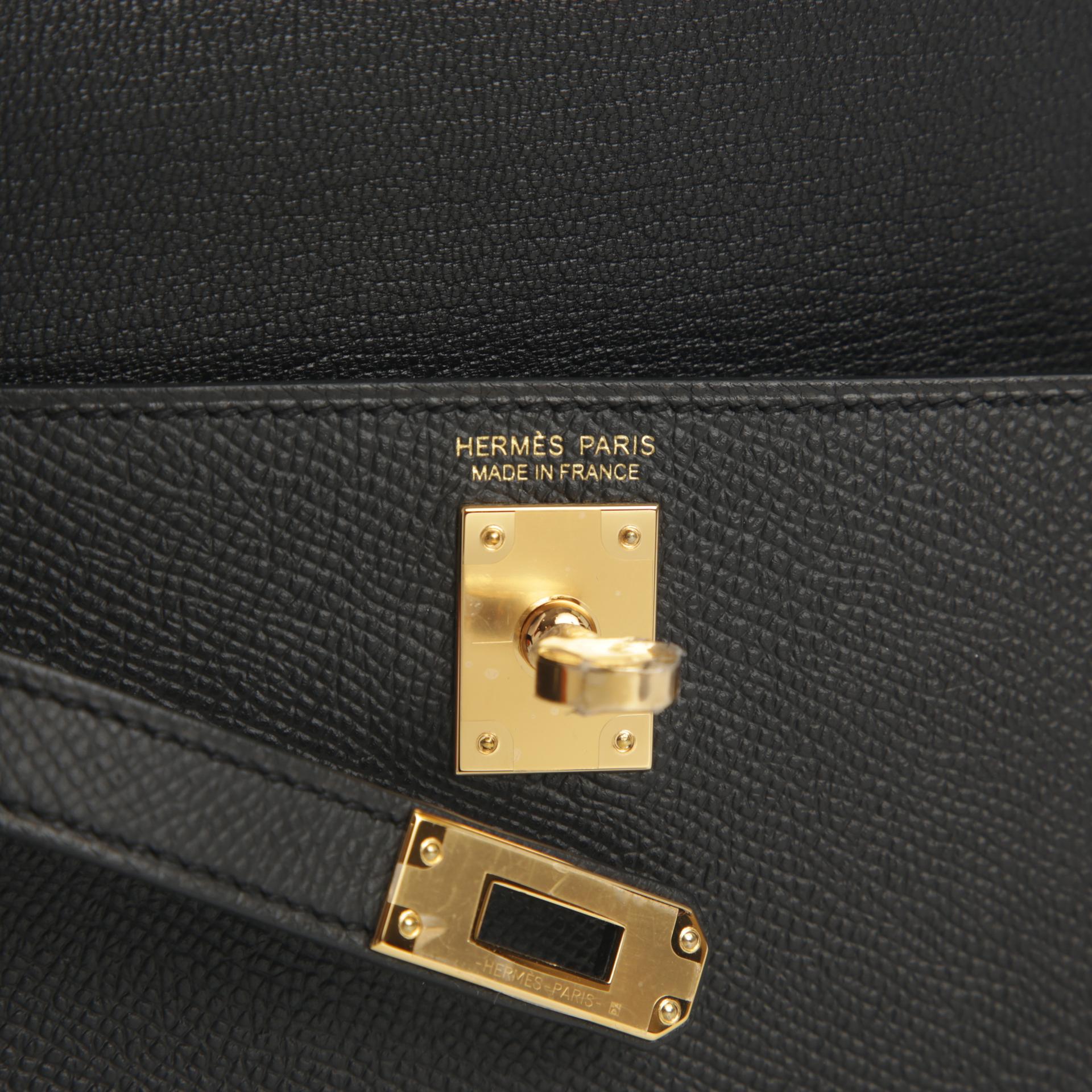Unused ( Rank NS ) HERMÈS Limited Edition Kelly 20 en Desordre Black (89) Epsom Gold hardware B (2023) - 11