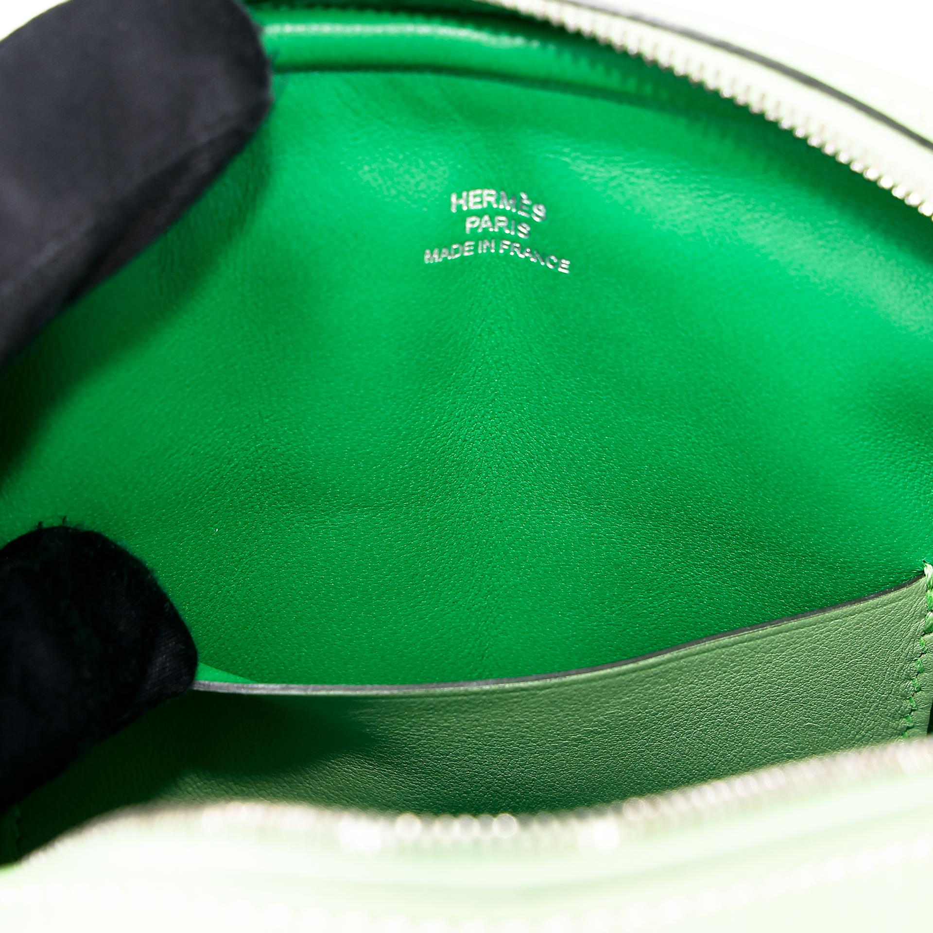 Very Good ( Rank A) HERMÈS In-The-Loop belt bag Verso Bamboo (1K) Vert Criquet (3I) Swift Palladium hardware Y (2020) - 20