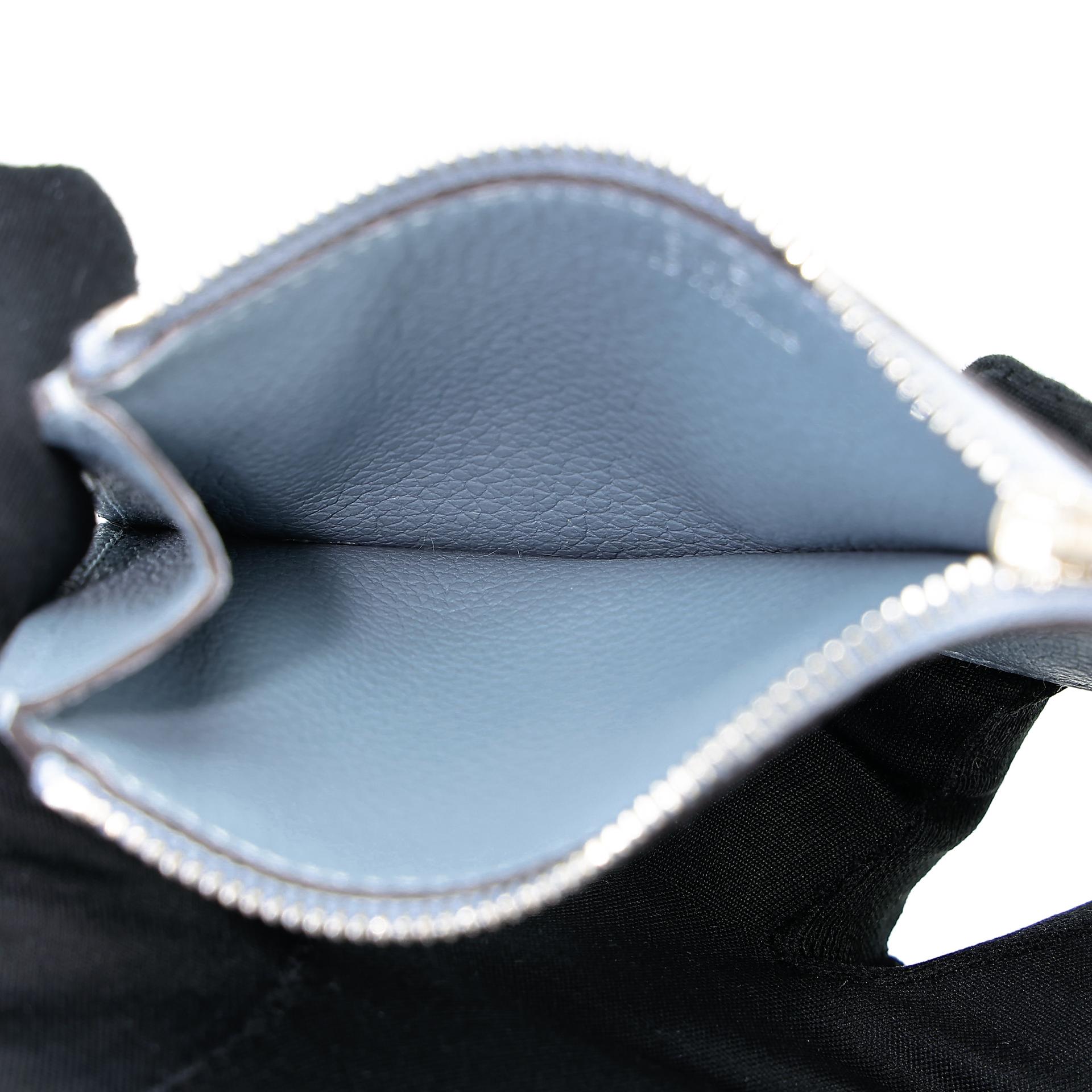 Very Good ( Rank A) HERMÈS Constance Slim Wallet Bleu Lin (J7) Evercolor Palladium hardware Z (2021) - 15