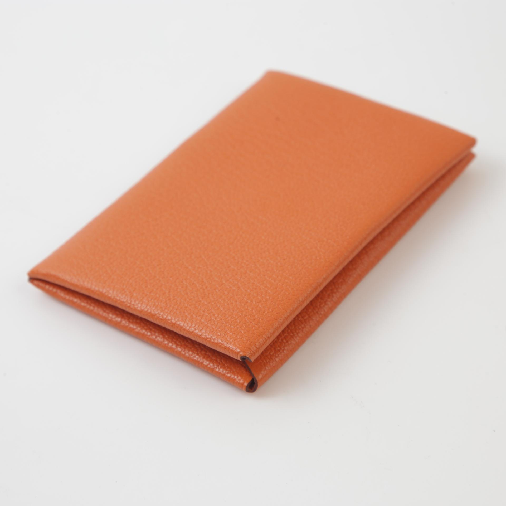 Very Good ( Rank A) HERMÈS Calvi card holder Orange (93) Chevre Palladium hardware Square M (2009) - 3