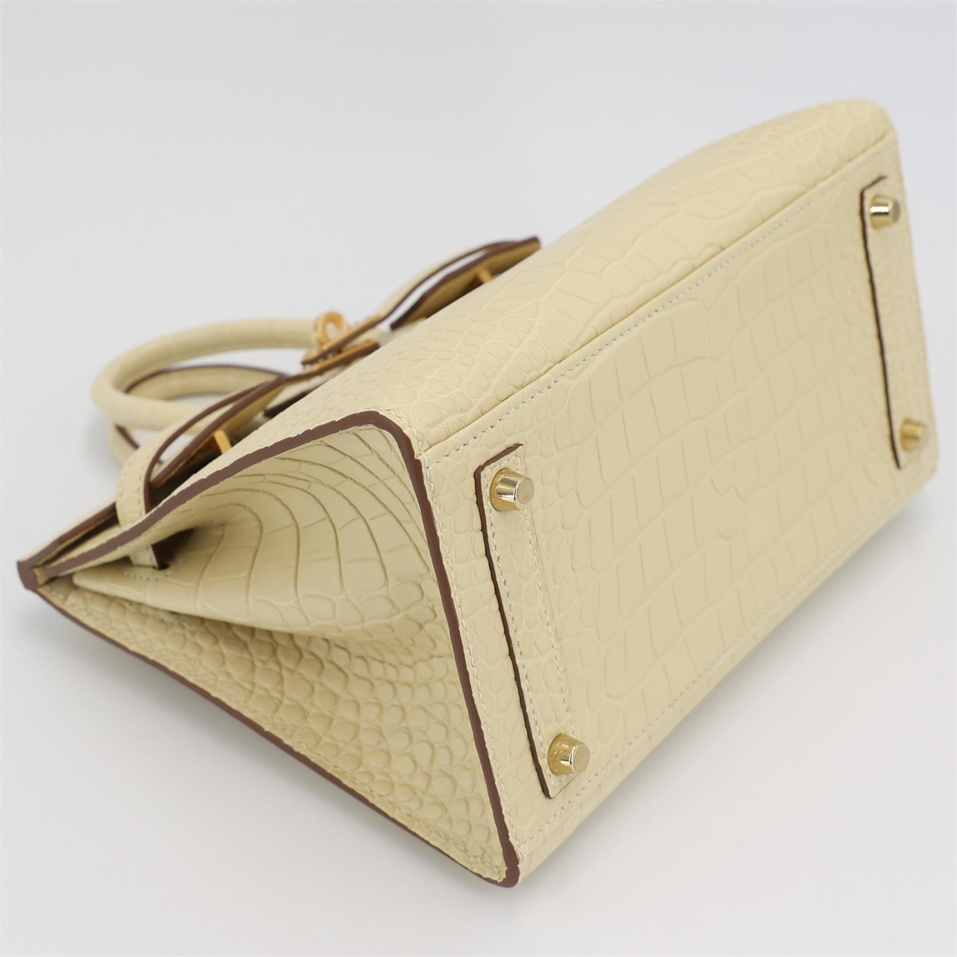 Brand New ( Rank N ) HERMÈS Birkin 20 Vanille (Y1) Alligator Gold hardware W (2024) - 4