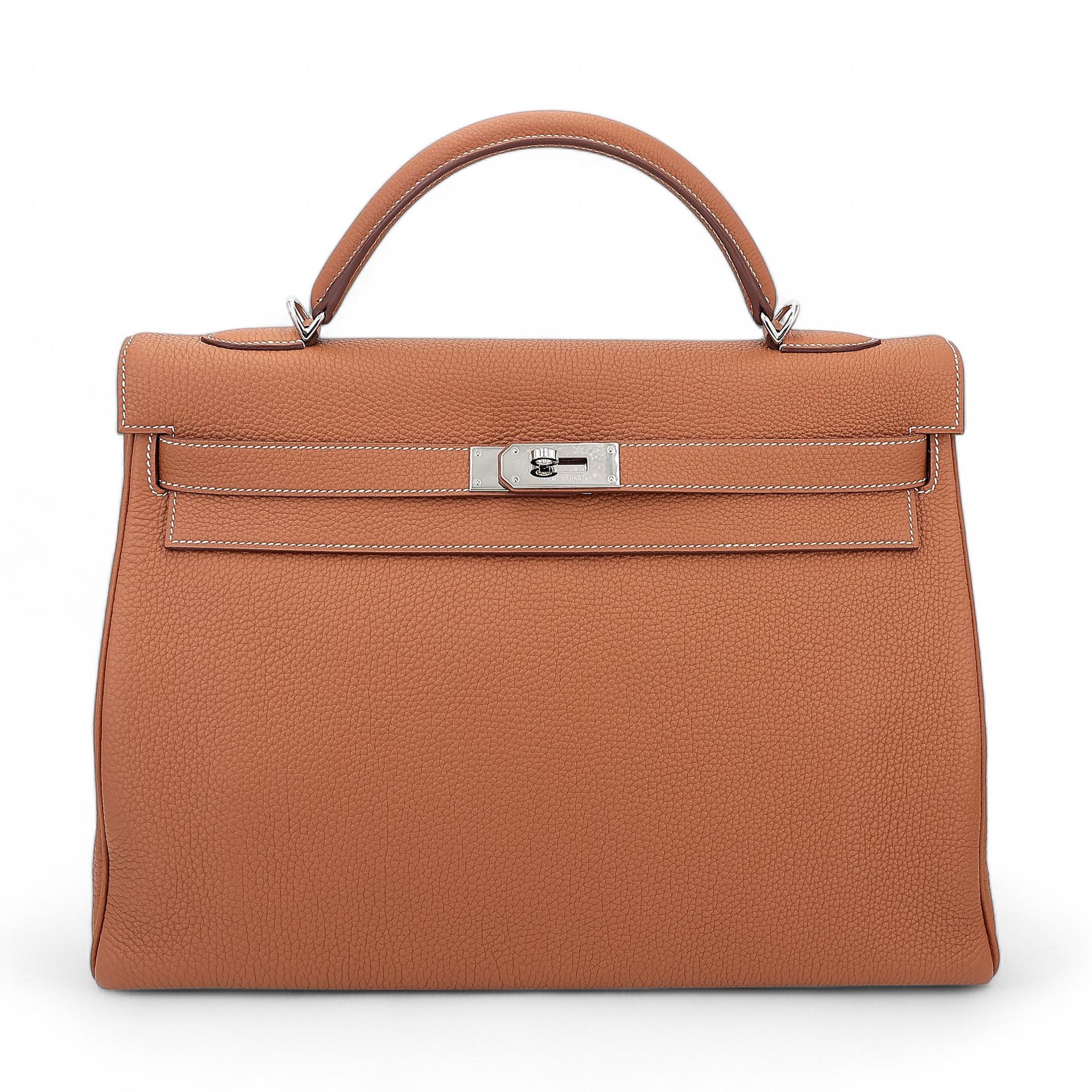 Excellent ( Rank SA ) HERMÈS Kelly 40 Gold (37) Togo Palladium hardware U (2022) - 1