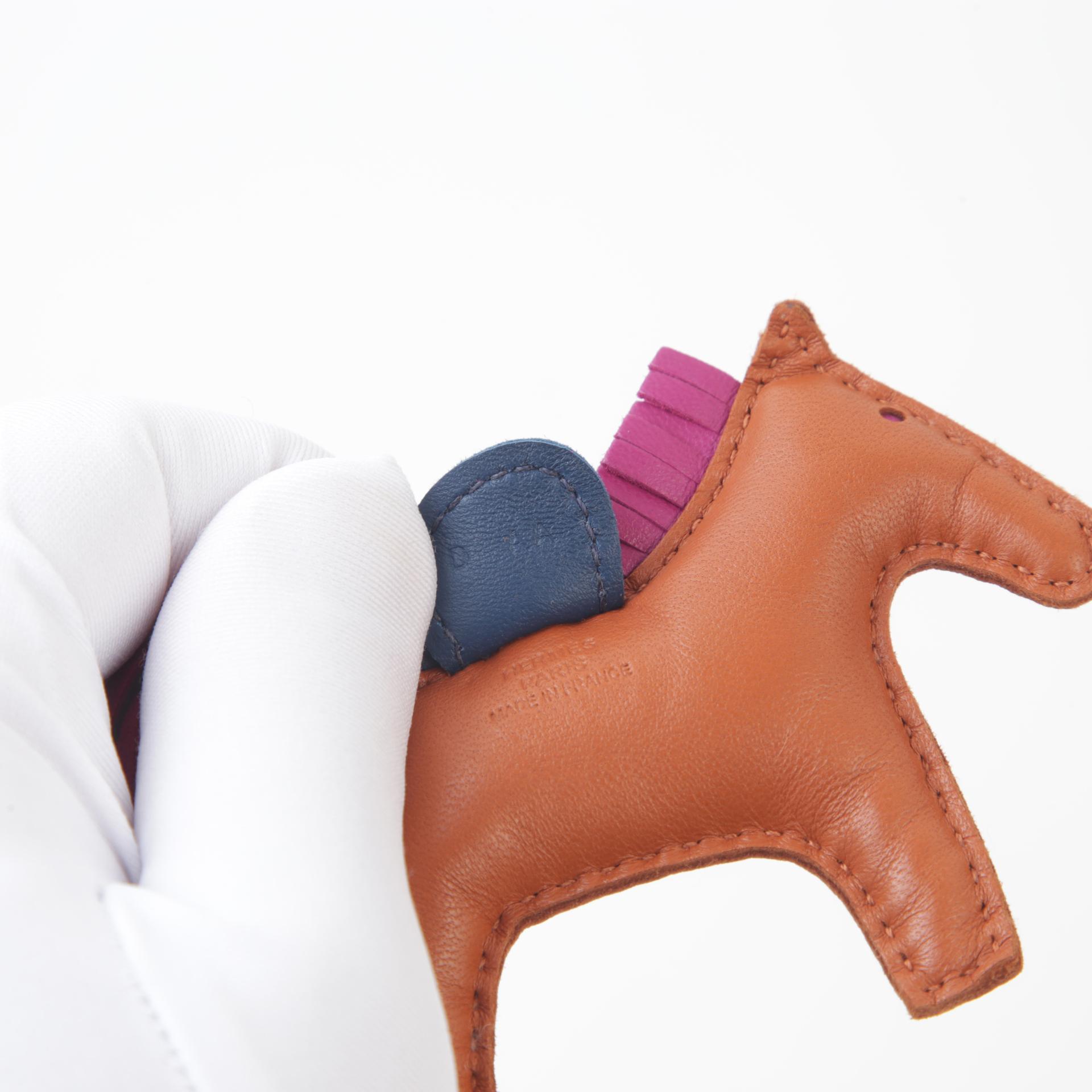 Very Good ( Rank A) HERMÈS Rodeo PM Pain d’Epice (9Y) Bleu de Malte (7L) Rose Purple (L3) Agneau D (2019) - 6
