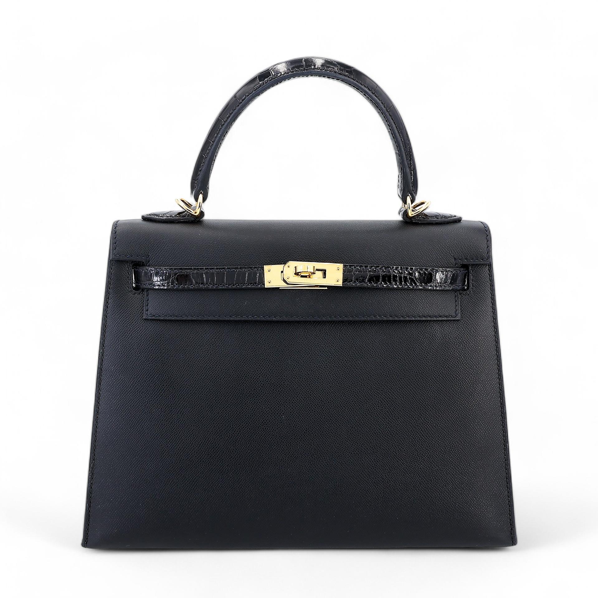 Excellent ( Rank SA ) HERMÈS Kelly 25 Touch Sellier Black (89) Madame Niloticus Crocodile Gold hardware Z (2021) - 1