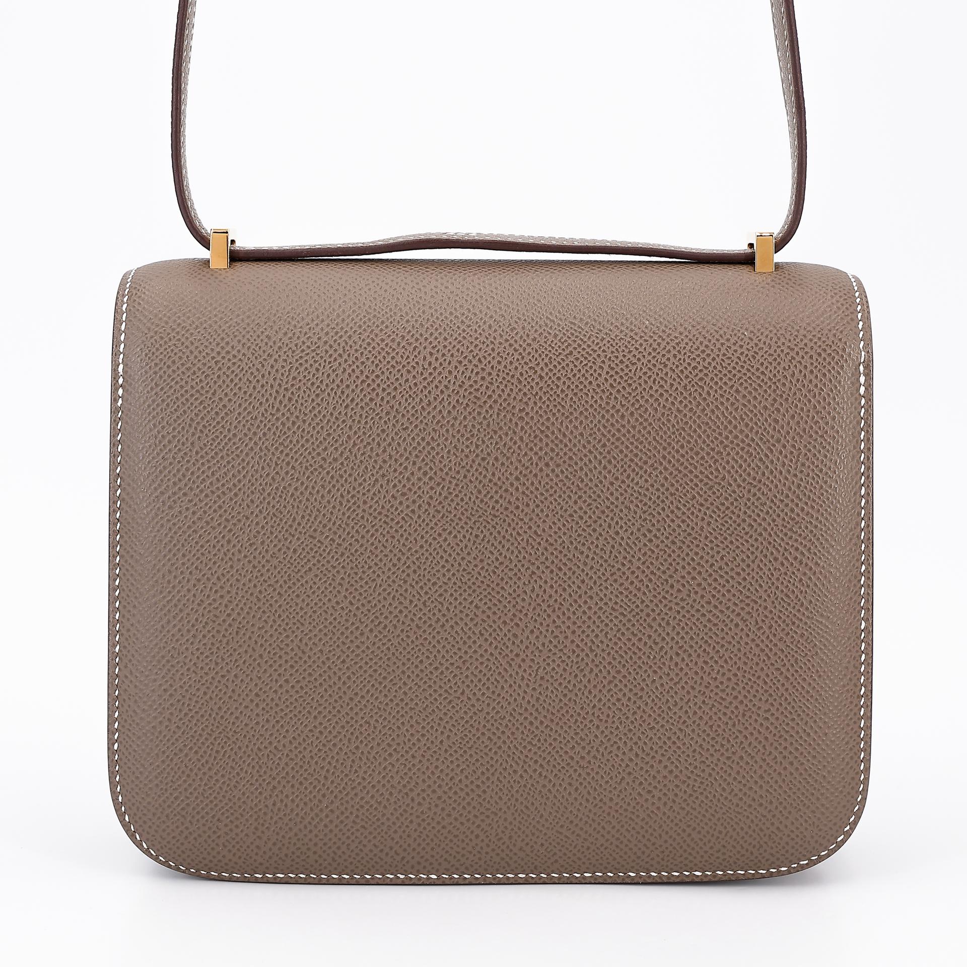 Very Good ( Rank A) HERMÈS Constance Mini Etoupe (18) Epsom Gold hardware U (2022) - 2