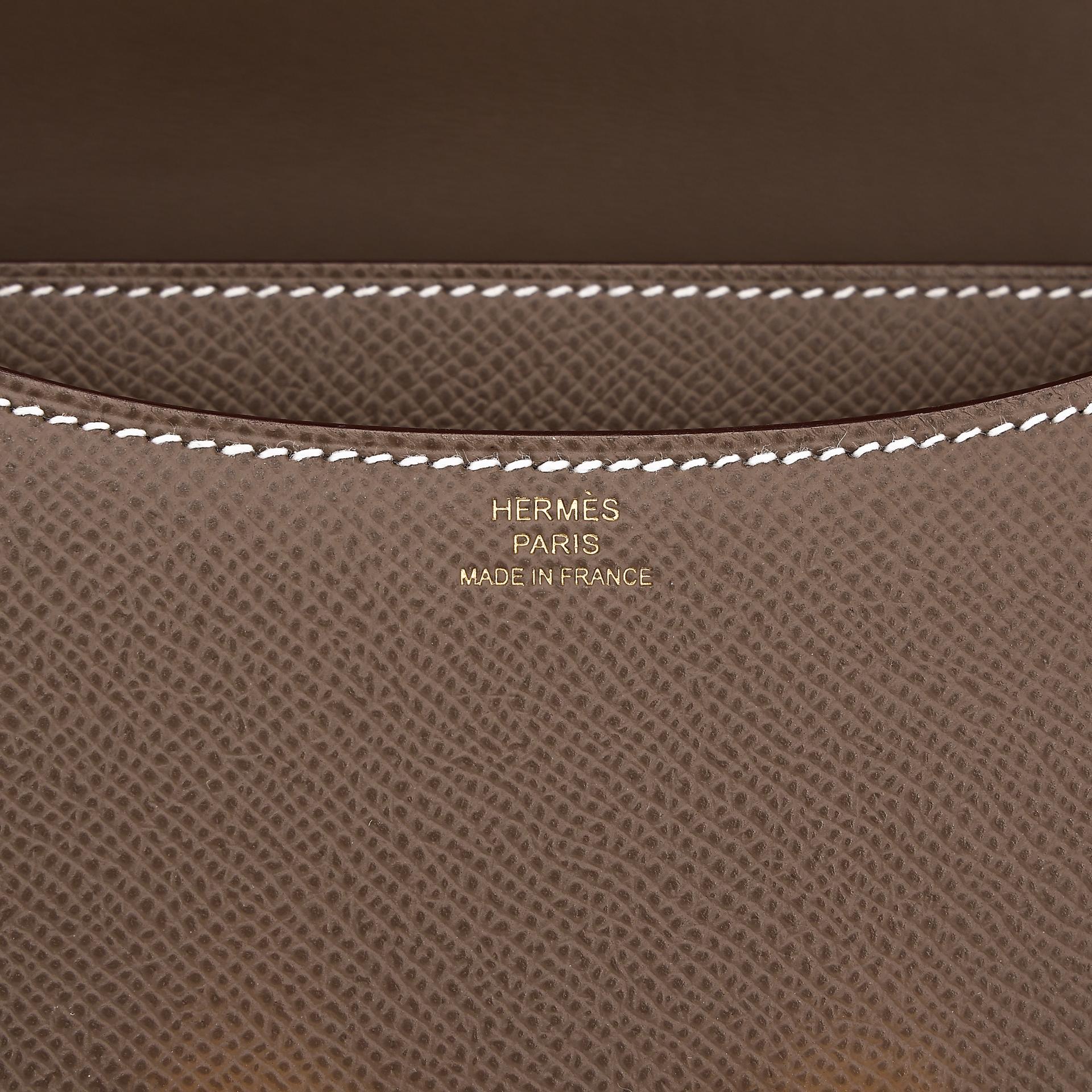 Very Good ( Rank A) HERMÈS Constance Mini Etoupe (18) Epsom Gold hardware U (2022) - 13
