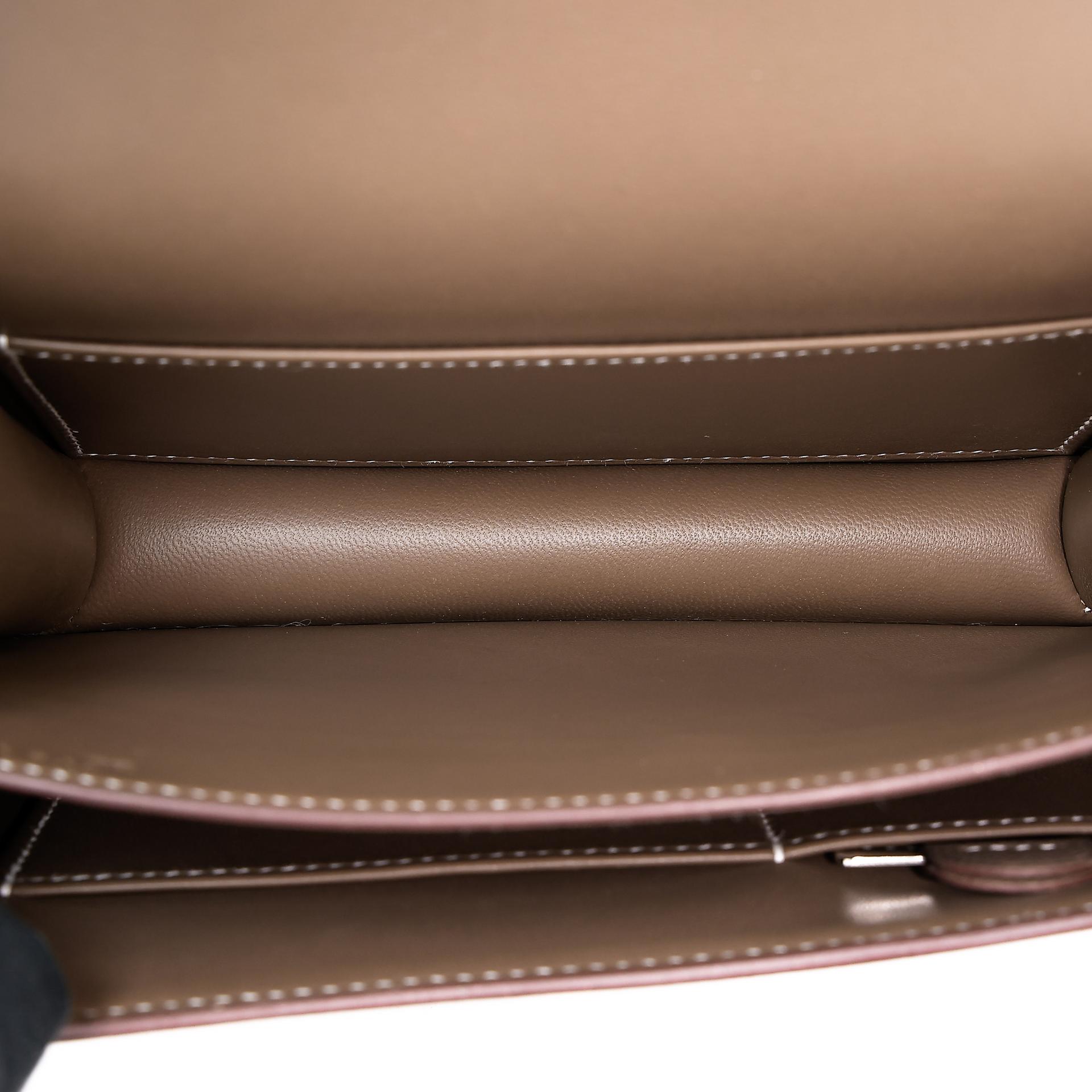 Very Good ( Rank A) HERMÈS Constance Mini Etoupe (18) Epsom Gold hardware U (2022) - 15