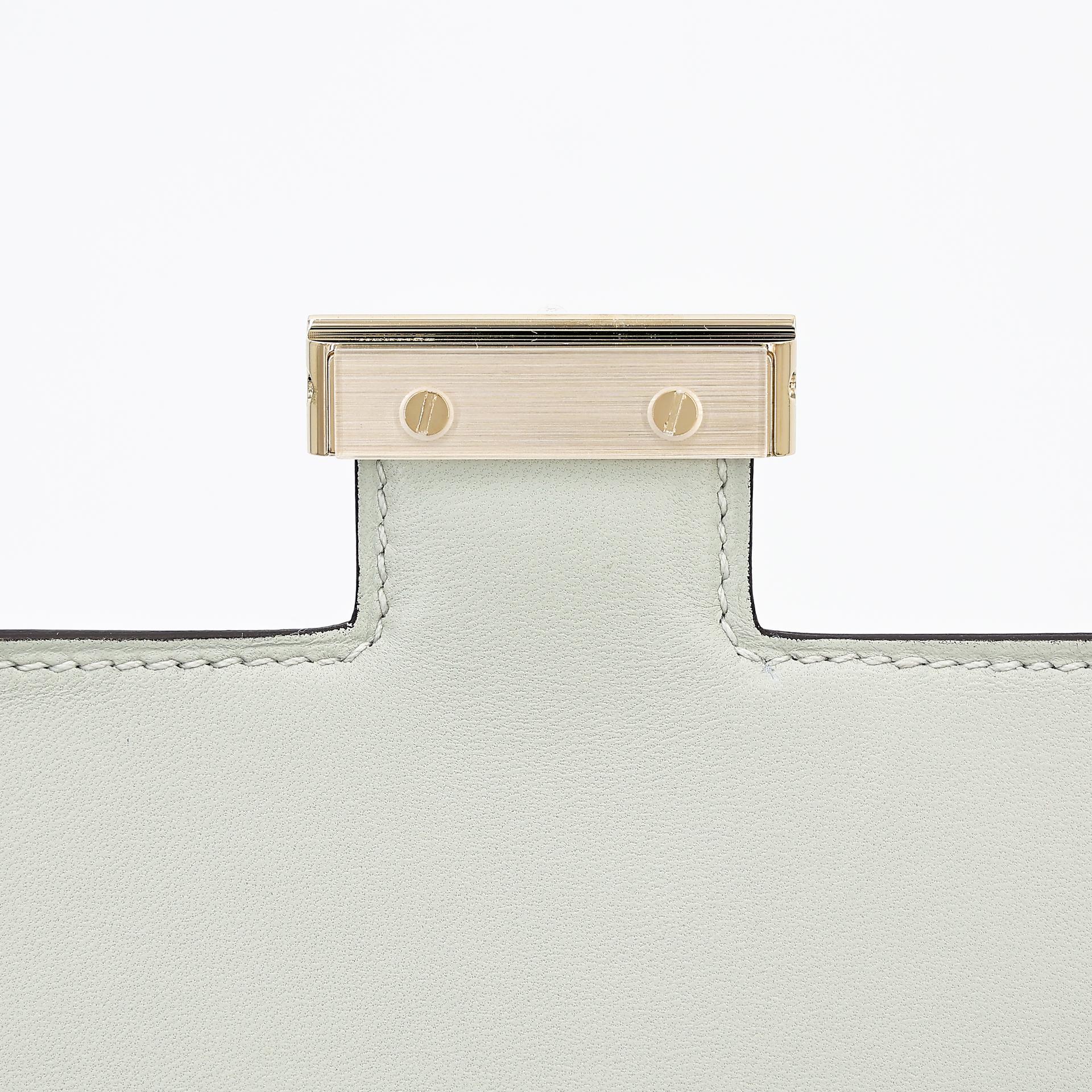 Brand New ( Rank N ) HERMÈS Constance Mini Gris Neve (0W) Matte Alligator Permabrass hardware W (2024) - 9
