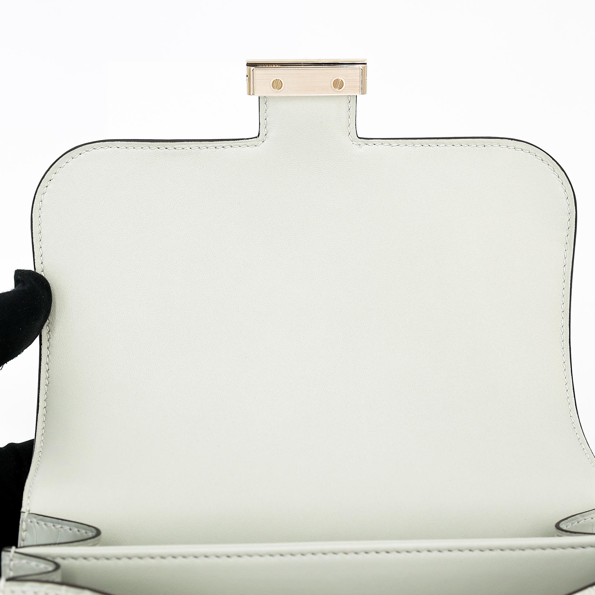 Brand New ( Rank N ) HERMÈS Constance Mini Gris Neve (0W) Matte Alligator Permabrass hardware W (2024) - 10