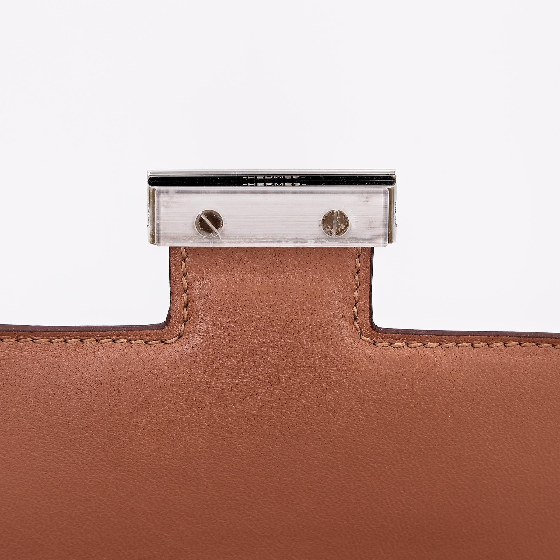 Very Good ( Rank A) HERMÈS Constance Mini Quebracho (2J) Chevre Palladium hardware Y (2020) - 13