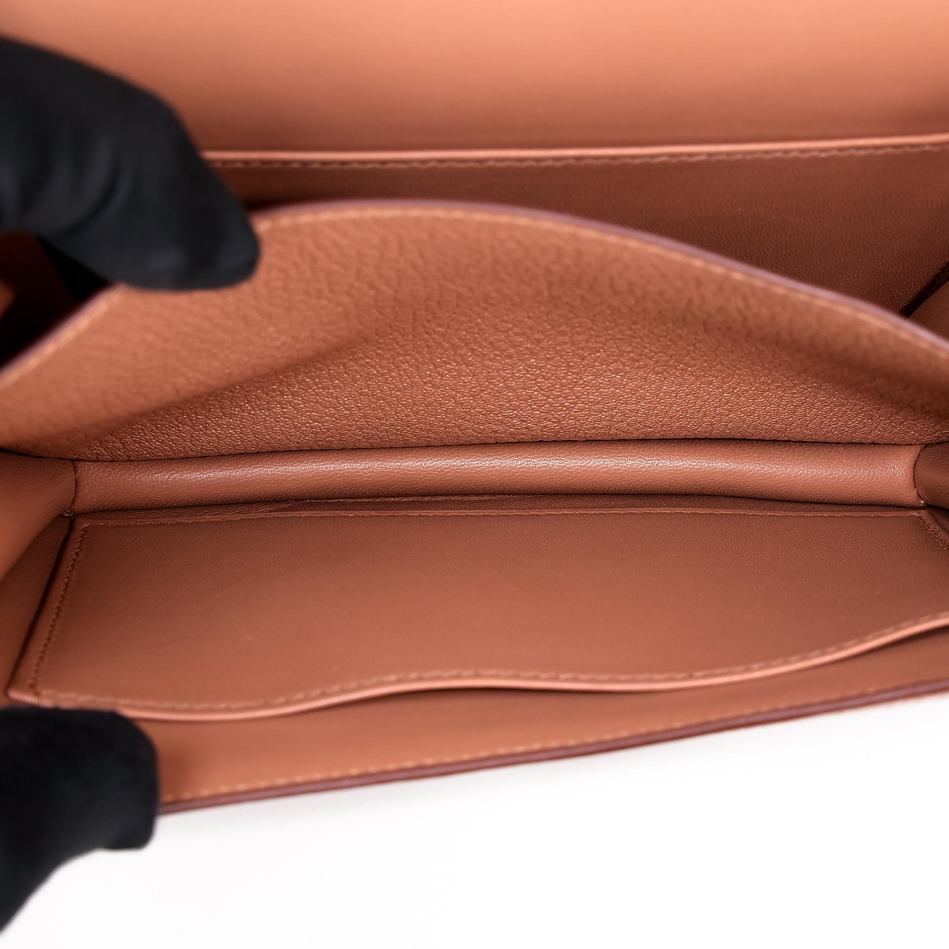 Very Good ( Rank A) HERMÈS Constance Mini Quebracho (2J) Chevre Palladium hardware Y (2020) - 22