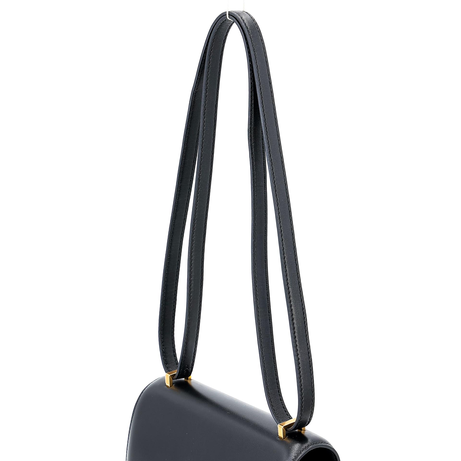 Very Good ( Rank A) HERMÈS Constance Mini Black (89) Tadelakt Gold hardware Z (2021) - 4