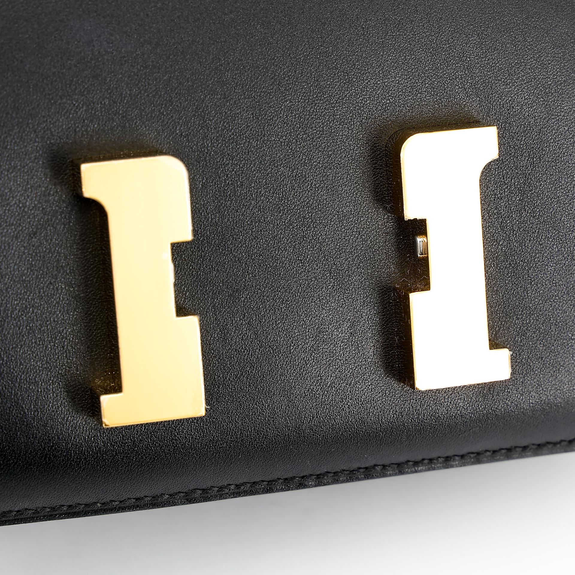Very Good ( Rank A) HERMÈS Constance Mini Black (89) Tadelakt Gold hardware Z (2021) - 14