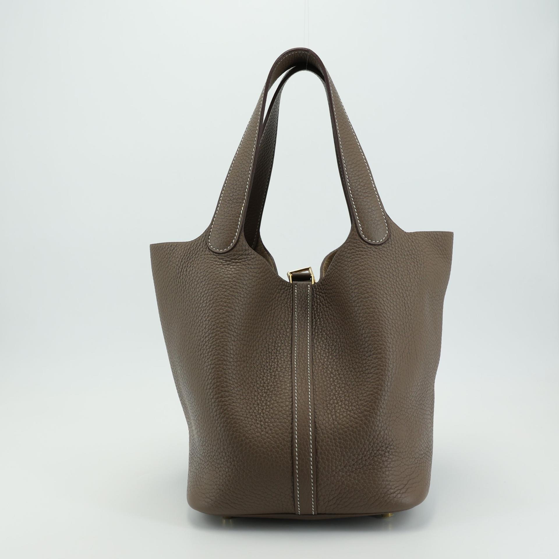 Excellent ( Rank SA ) HERMÈS Picotin Lock MM Etoupe (18) Clemence Gold hardware D (2019) - 2