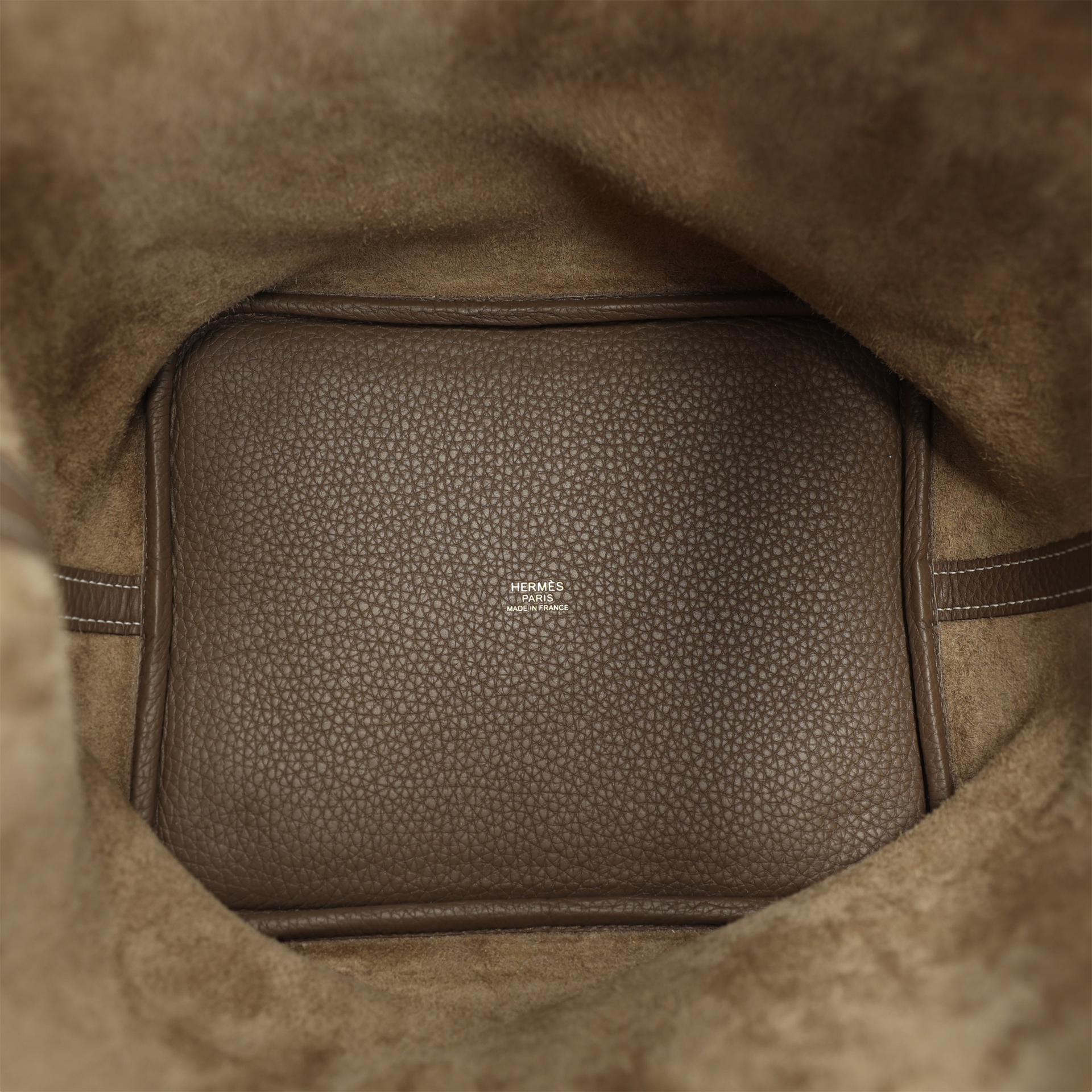 Excellent ( Rank SA ) HERMÈS Picotin Lock MM Etoupe (18) Clemence Gold hardware D (2019) - 13