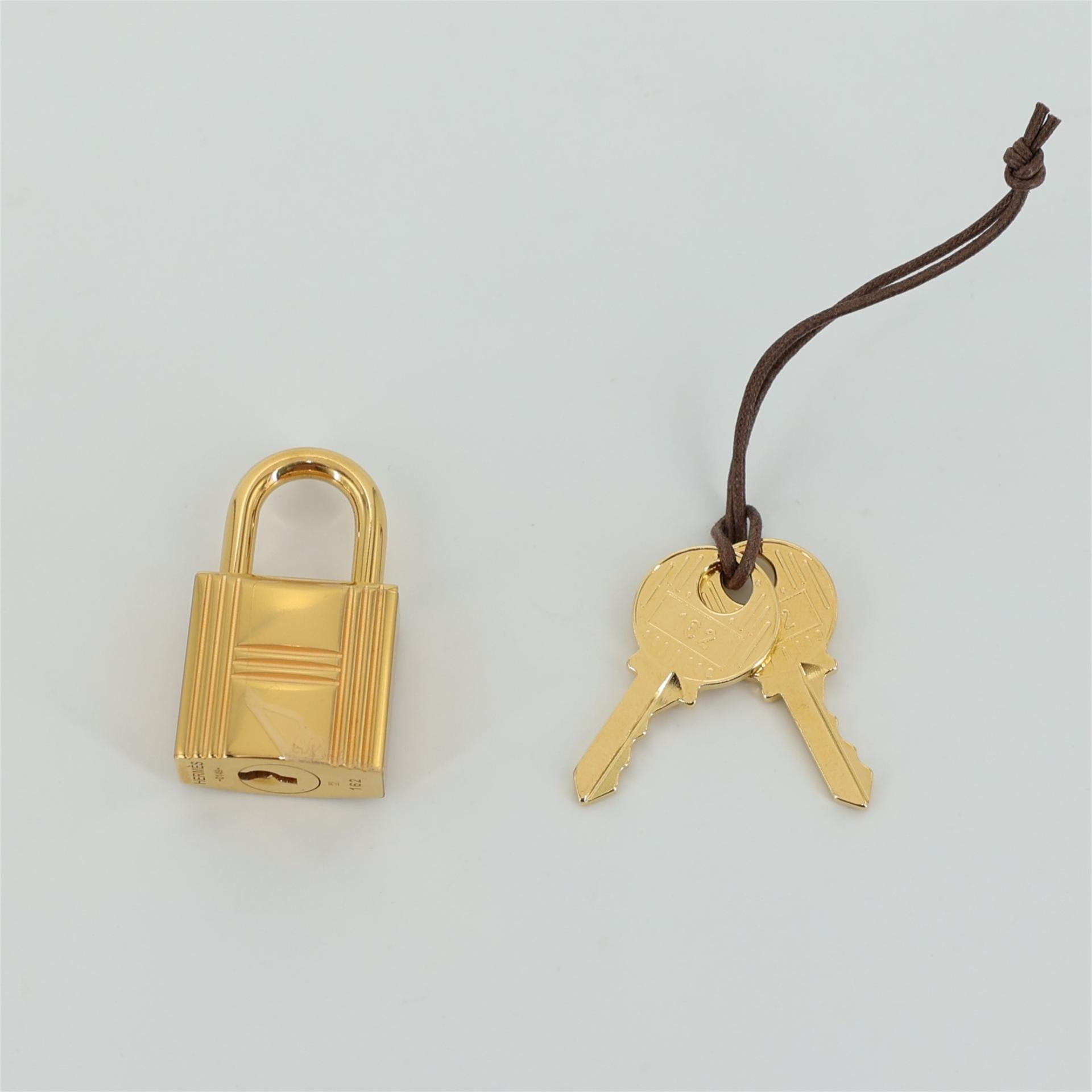 Excellent ( Rank SA ) HERMÈS Picotin Lock MM Etoupe (18) Clemence Gold hardware D (2019) - 15