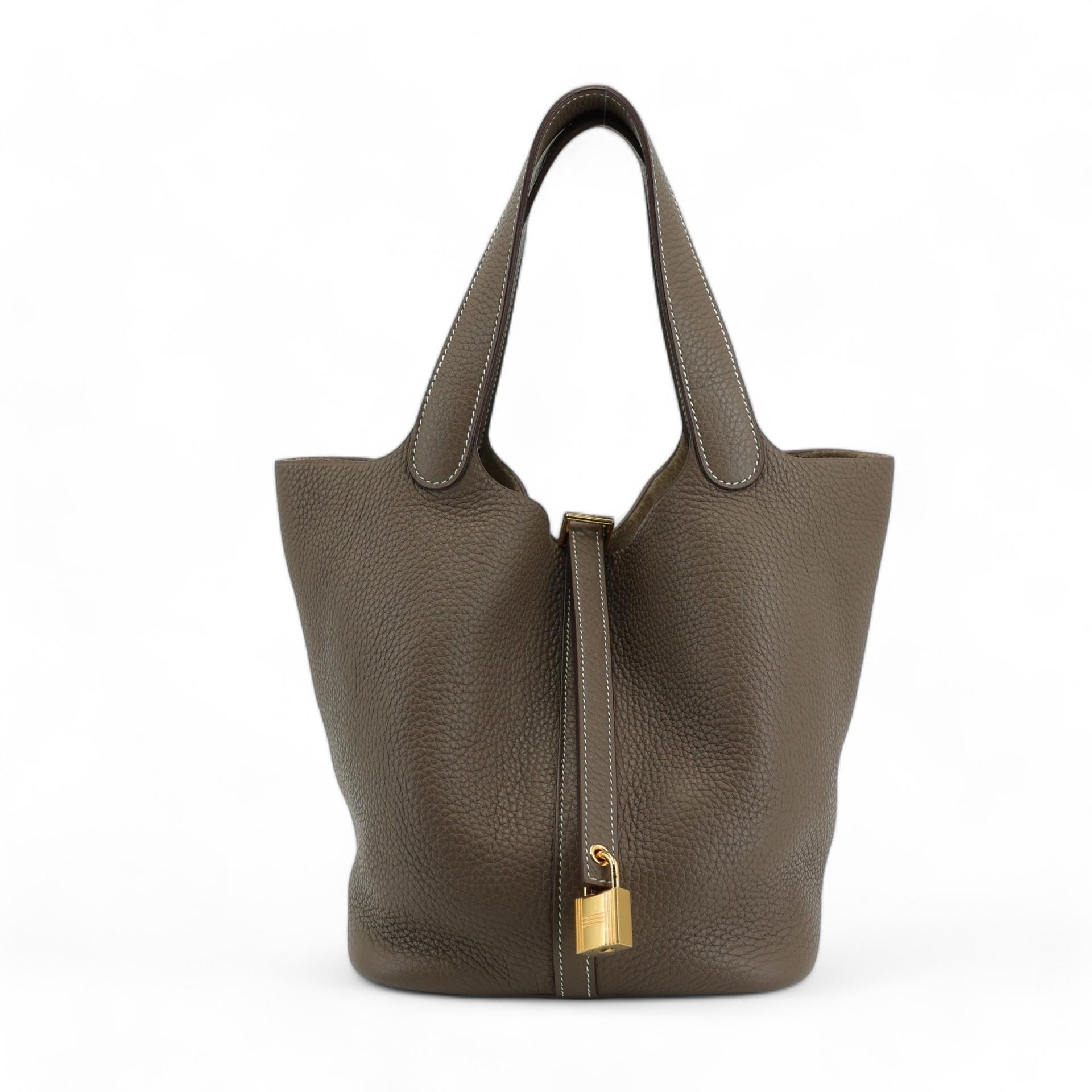 Excellent ( Rank SA ) HERMÈS Picotin Lock MM Etoupe (18) Clemence Gold hardware D (2019) - 1