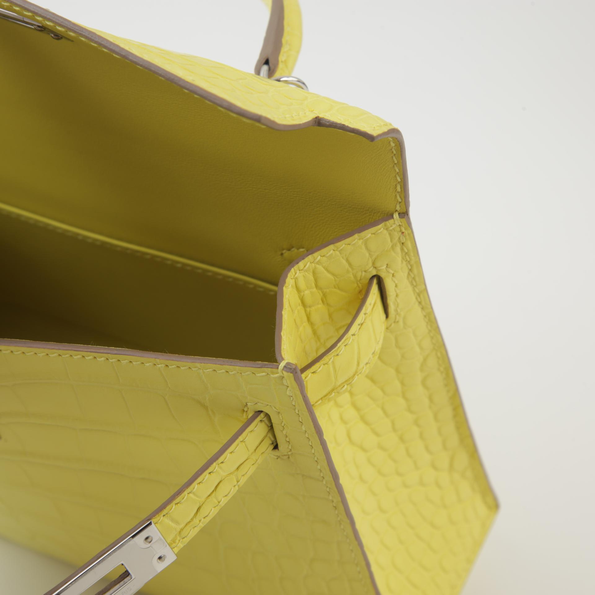 Unused ( Rank NS ) HERMÈS Mini Kelly II Lime (9R) Matte Alligator Palladium hardware B (2023) - 10