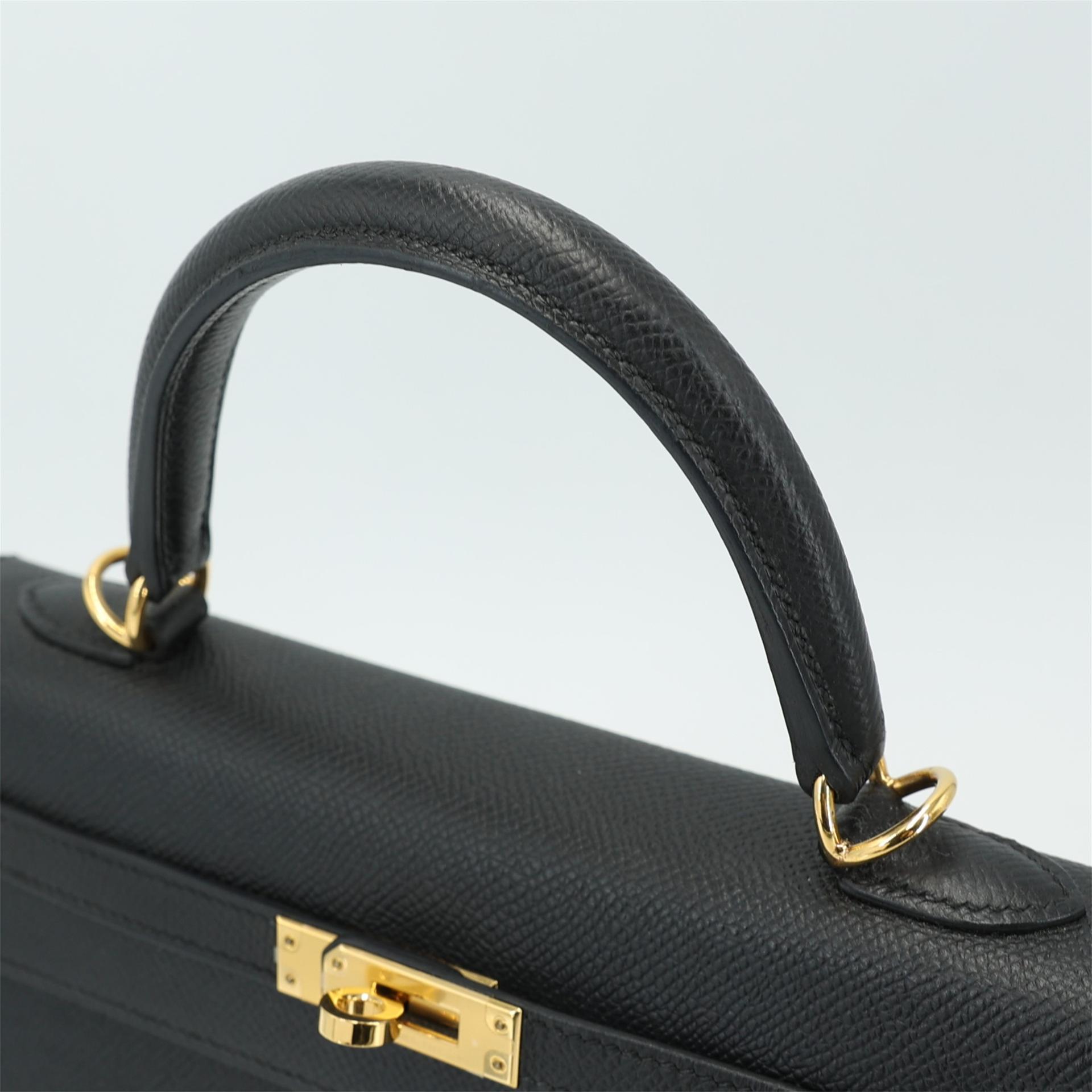 Very Good ( Rank A) HERMÈS Kelly 25 Sellier Black (89) Epsom Gold hardware T (2015) - 3
