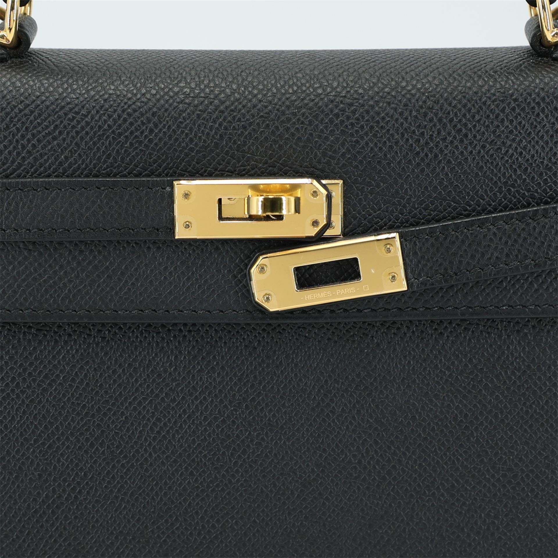 Very Good ( Rank A) HERMÈS Kelly 25 Sellier Black (89) Epsom Gold hardware T (2015) - 8