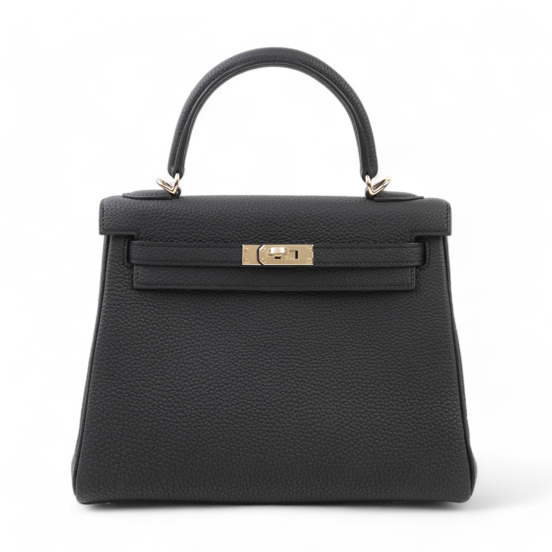 Brand New ( Rank N ) HERMÈS Kelly 25 Black (89) Togo Permabrass hardware W (2024) - 1