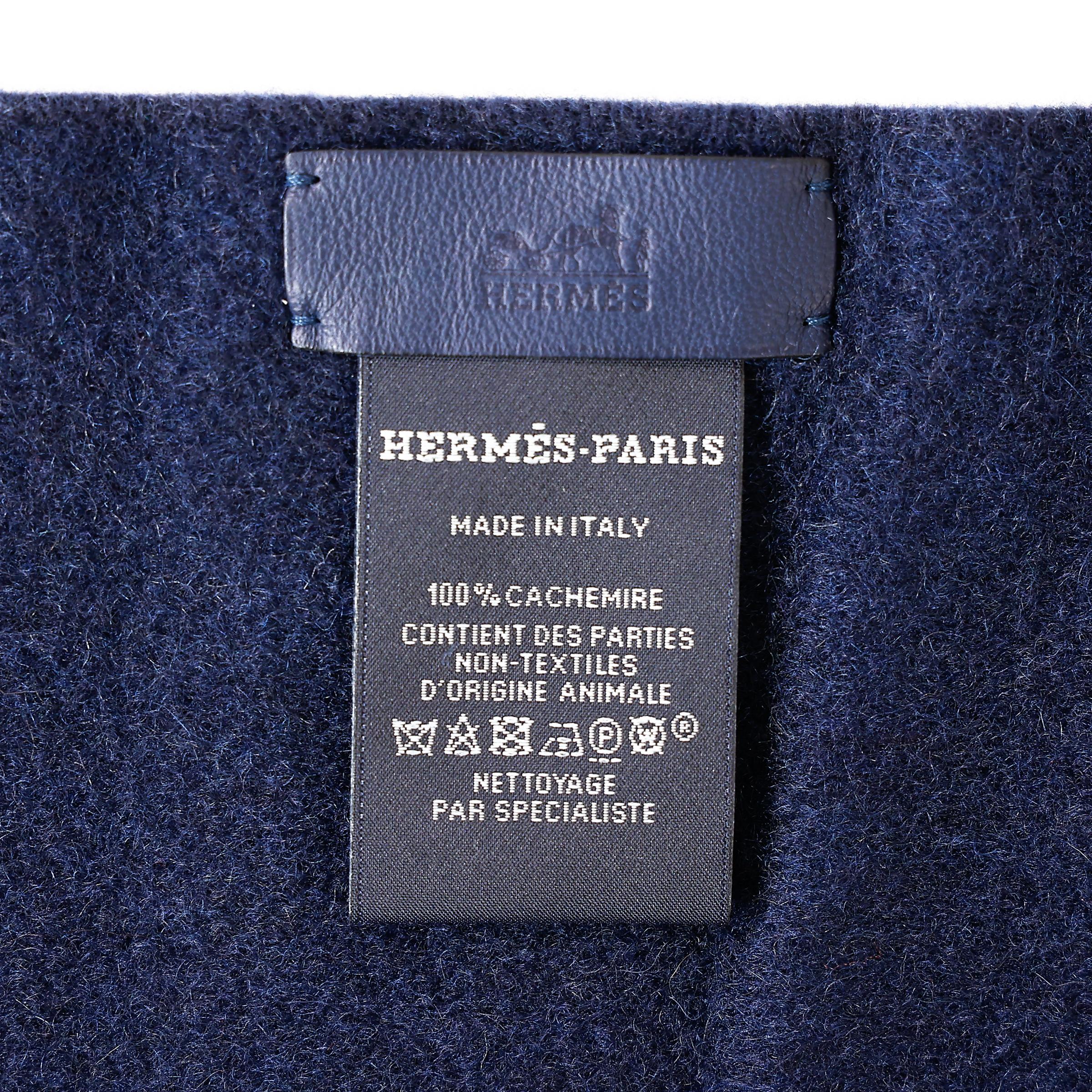 Brand New ( Rank N ) HERMÈS Allumette muffler Blue Cashmere - 5