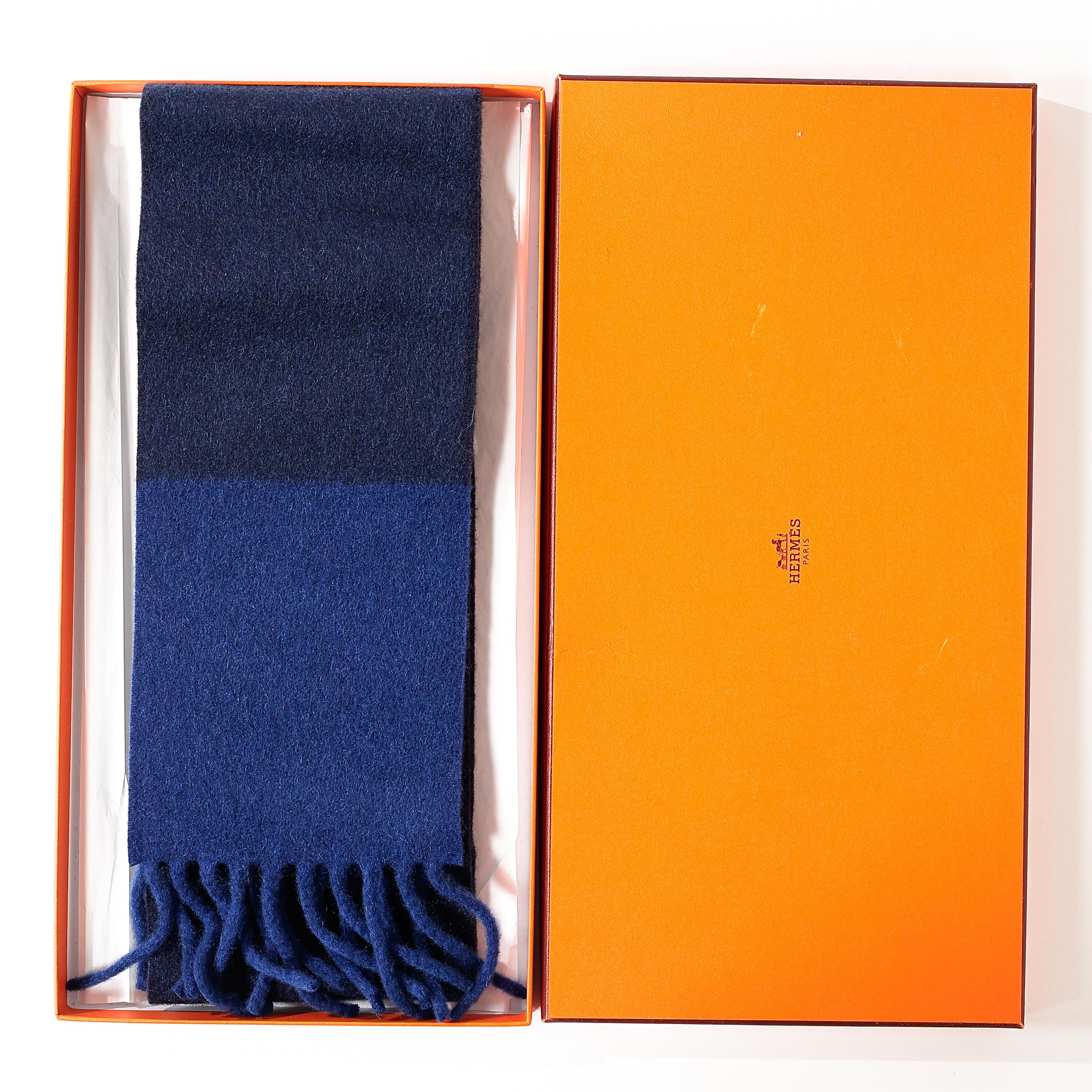 Brand New ( Rank N ) HERMÈS Allumette muffler Blue Cashmere - 6